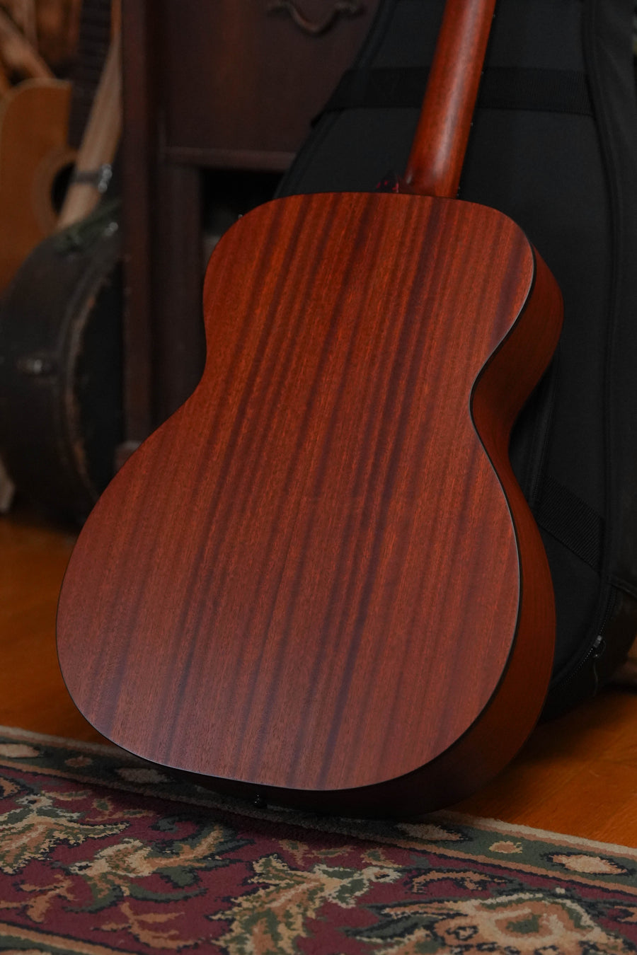 Eastman E1OM-CLA Classic Finish Orchestra Model Acoustic Guitar #1357