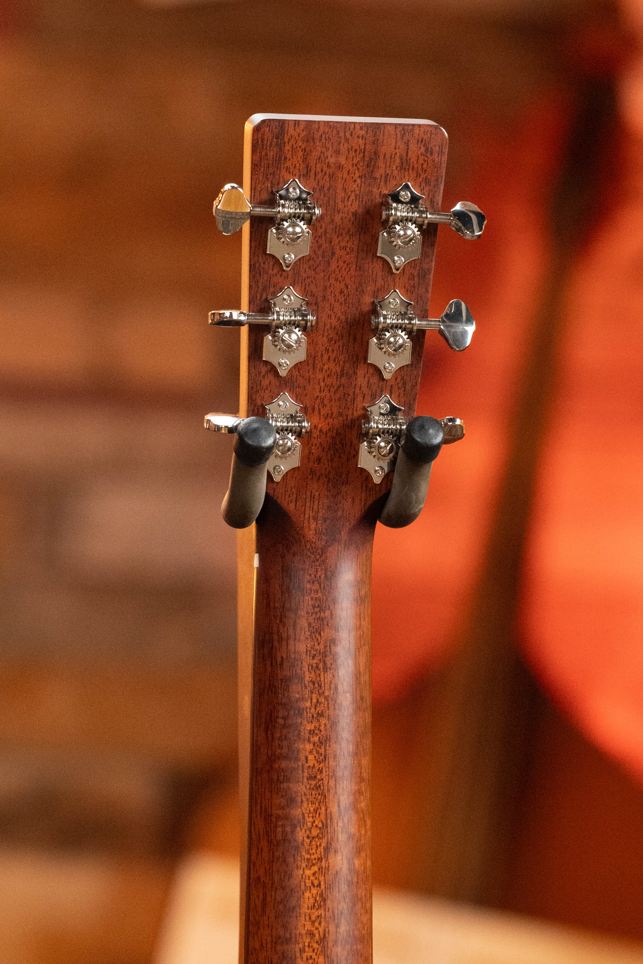 Eastman E1OM-DLX All Solid Sitka/Sapele OM Guitar w/Fishman Pickup #5652