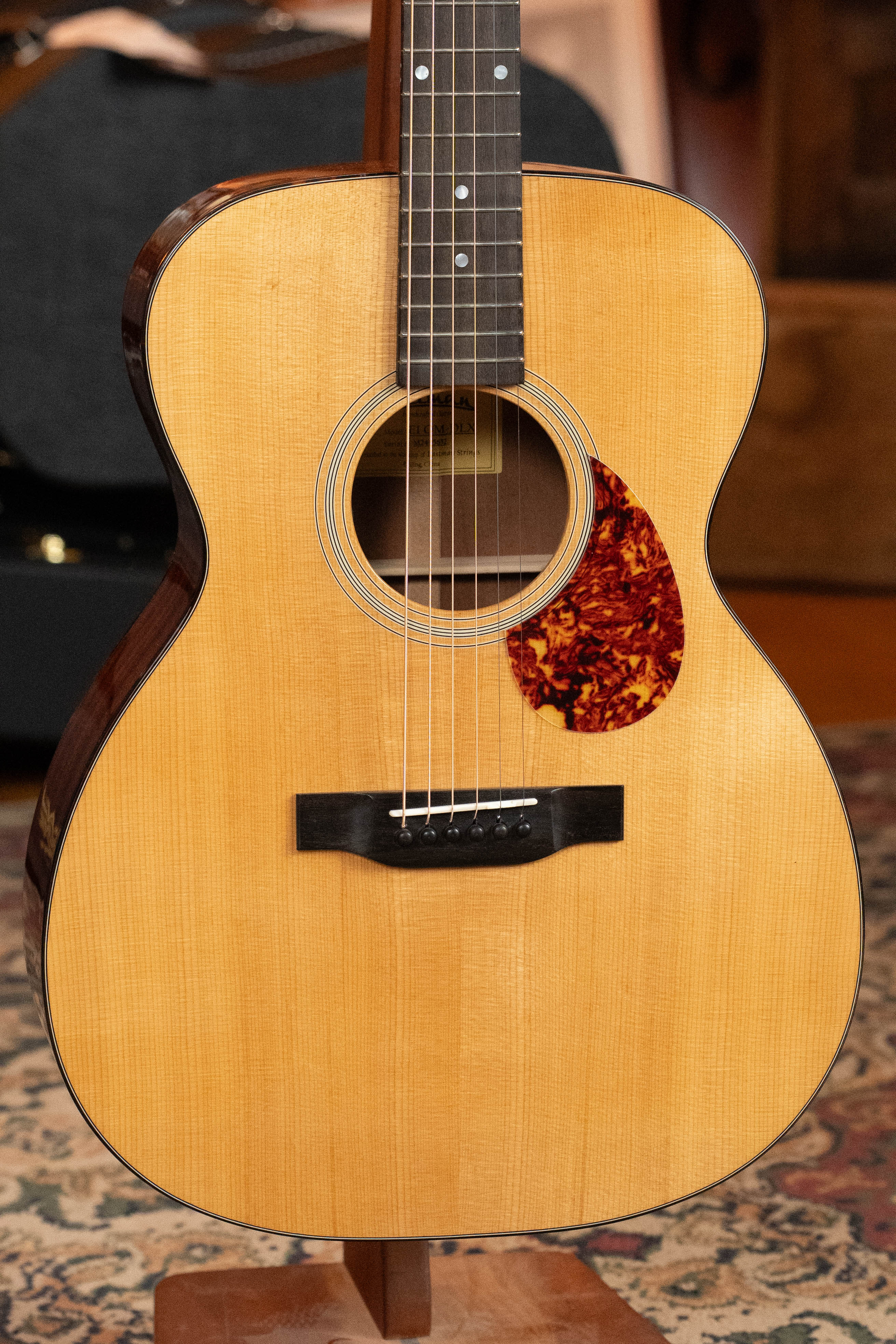 Eastman E1OM-DLX All Solid Sitka/Sapele OM Guitar w/Fishman Pickup #5652