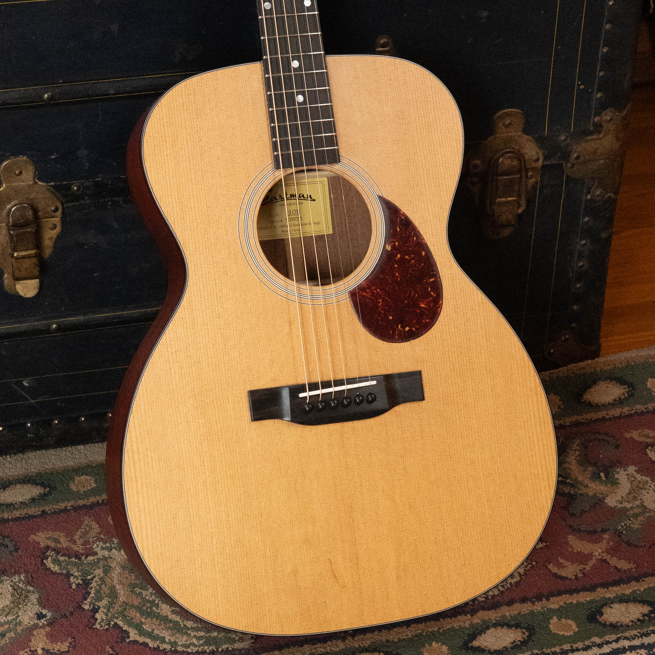 Eastman E1OM All Solid Sitka/Sapele Acoustic Guitar #7765