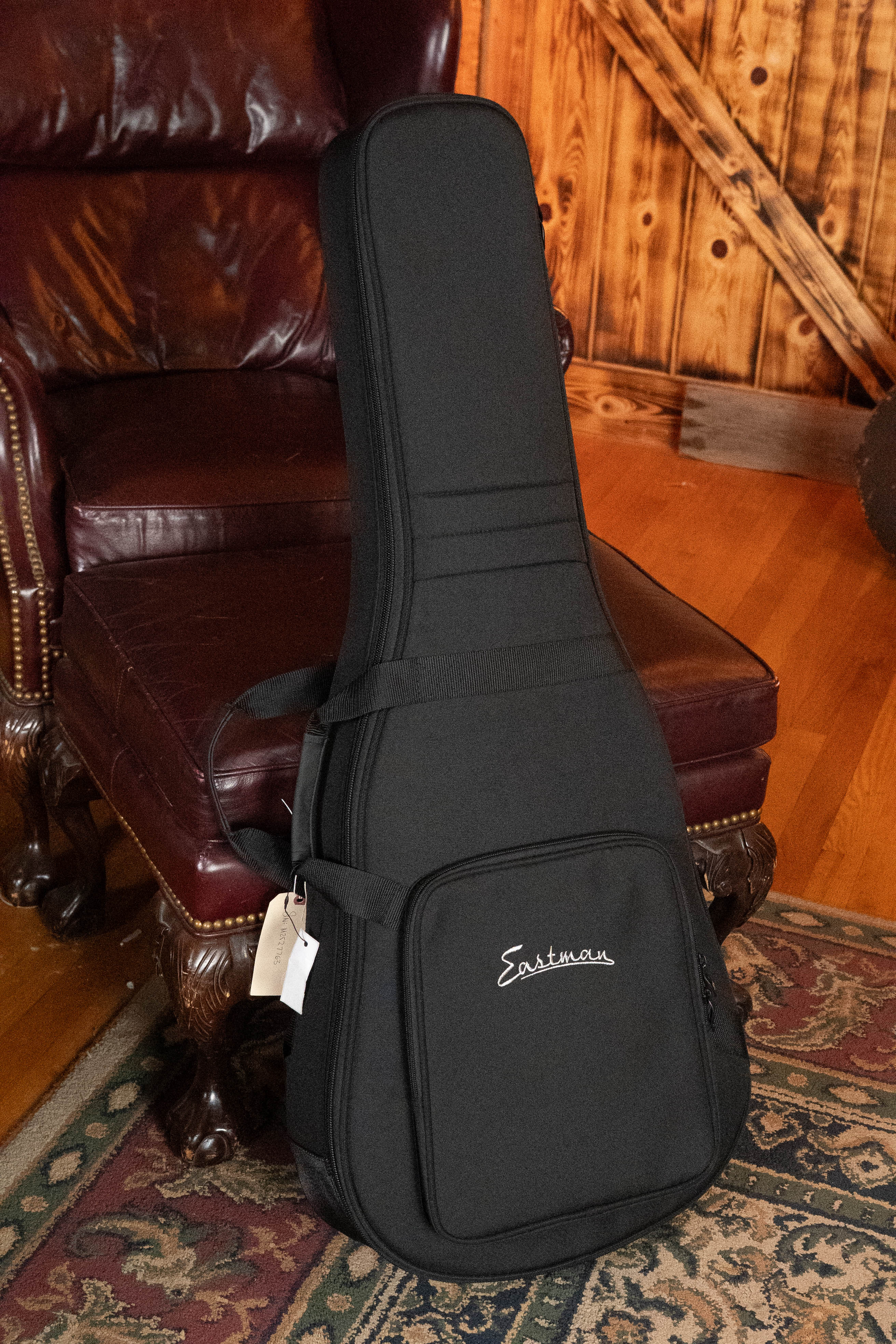 Eastman E1OM All Solid Sitka/Sapele Acoustic Guitar #7765