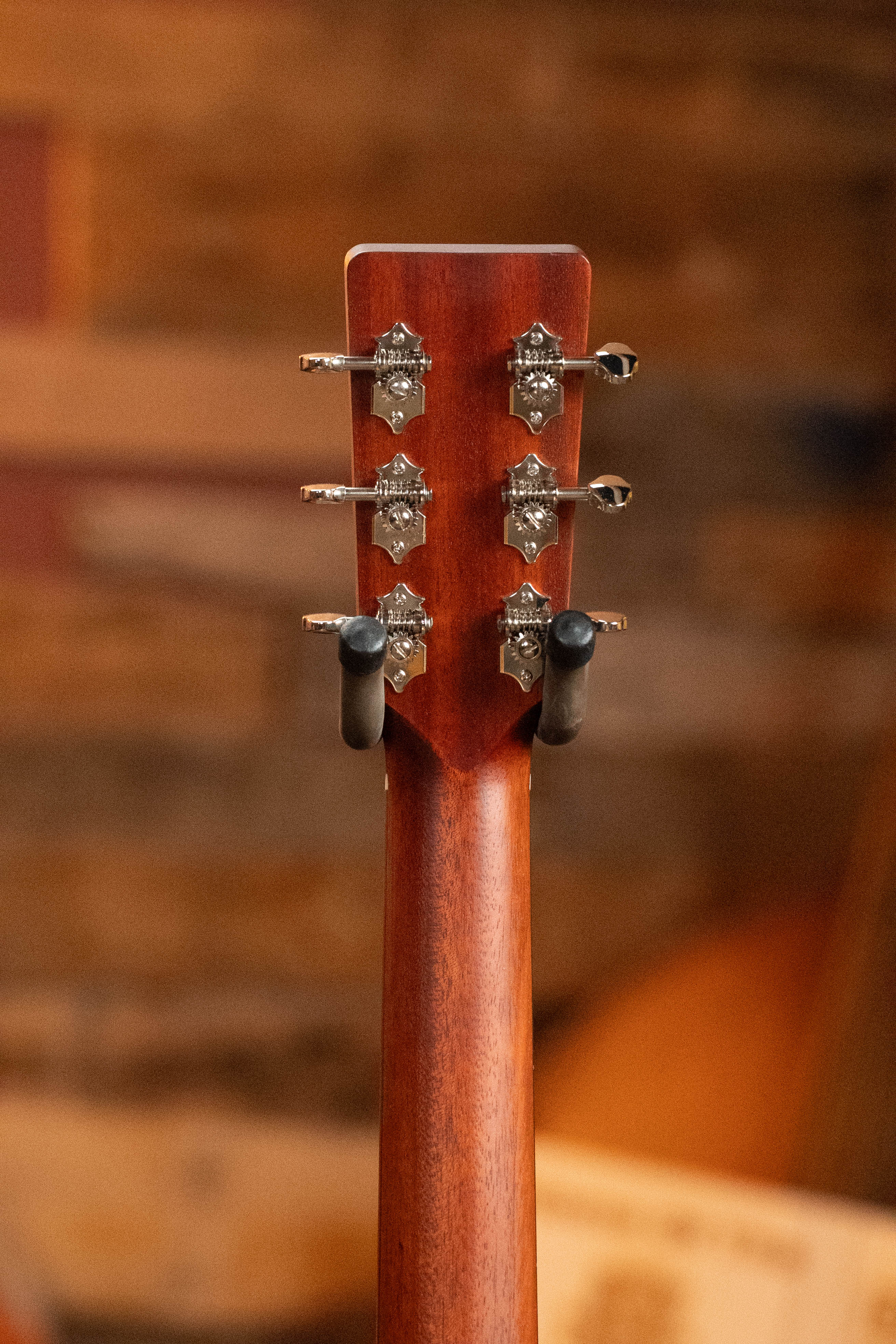 Eastman E1OM All Solid Sitka/Sapele Acoustic Guitar #8716