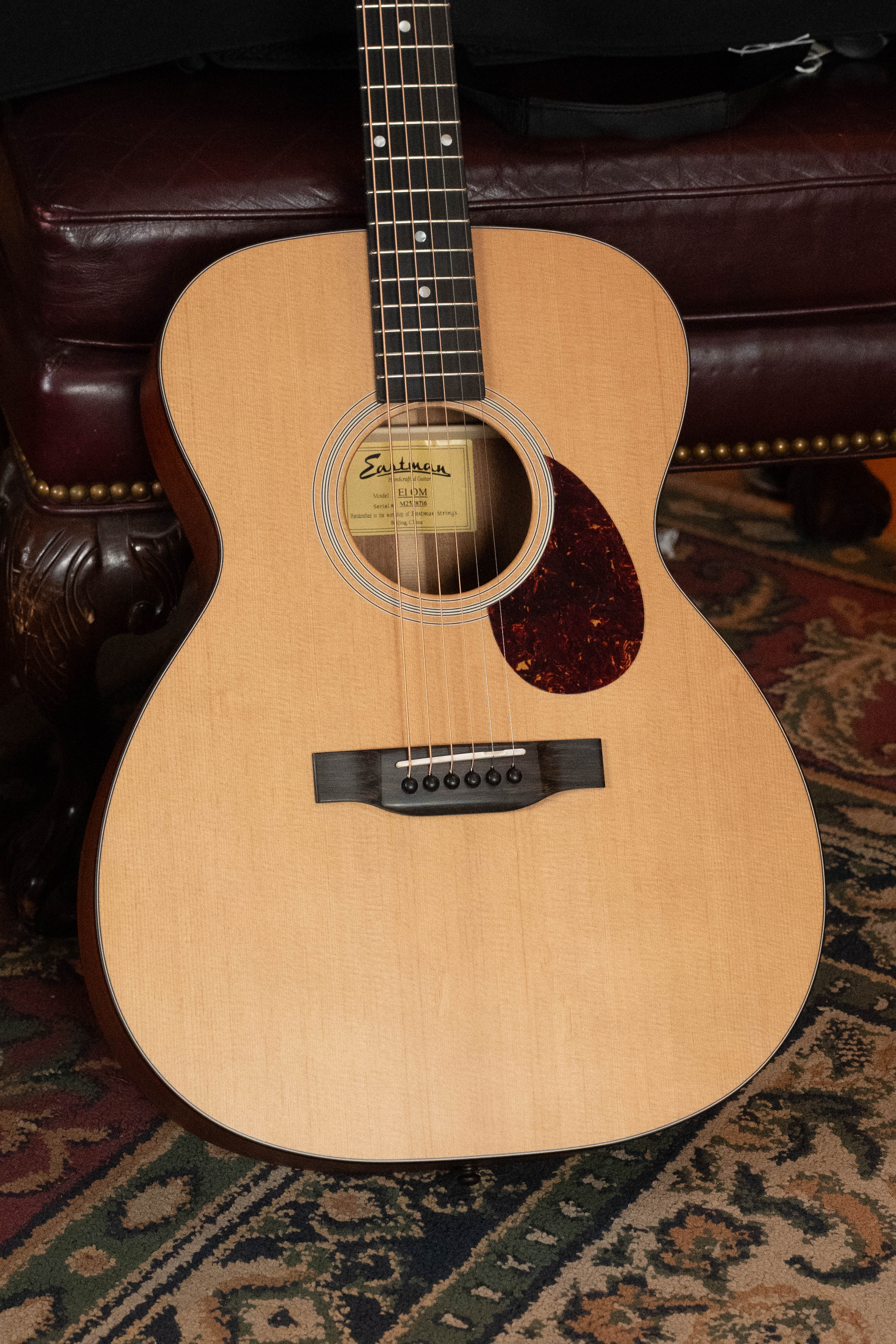 Eastman E1OM All Solid Sitka/Sapele Acoustic Guitar #8716