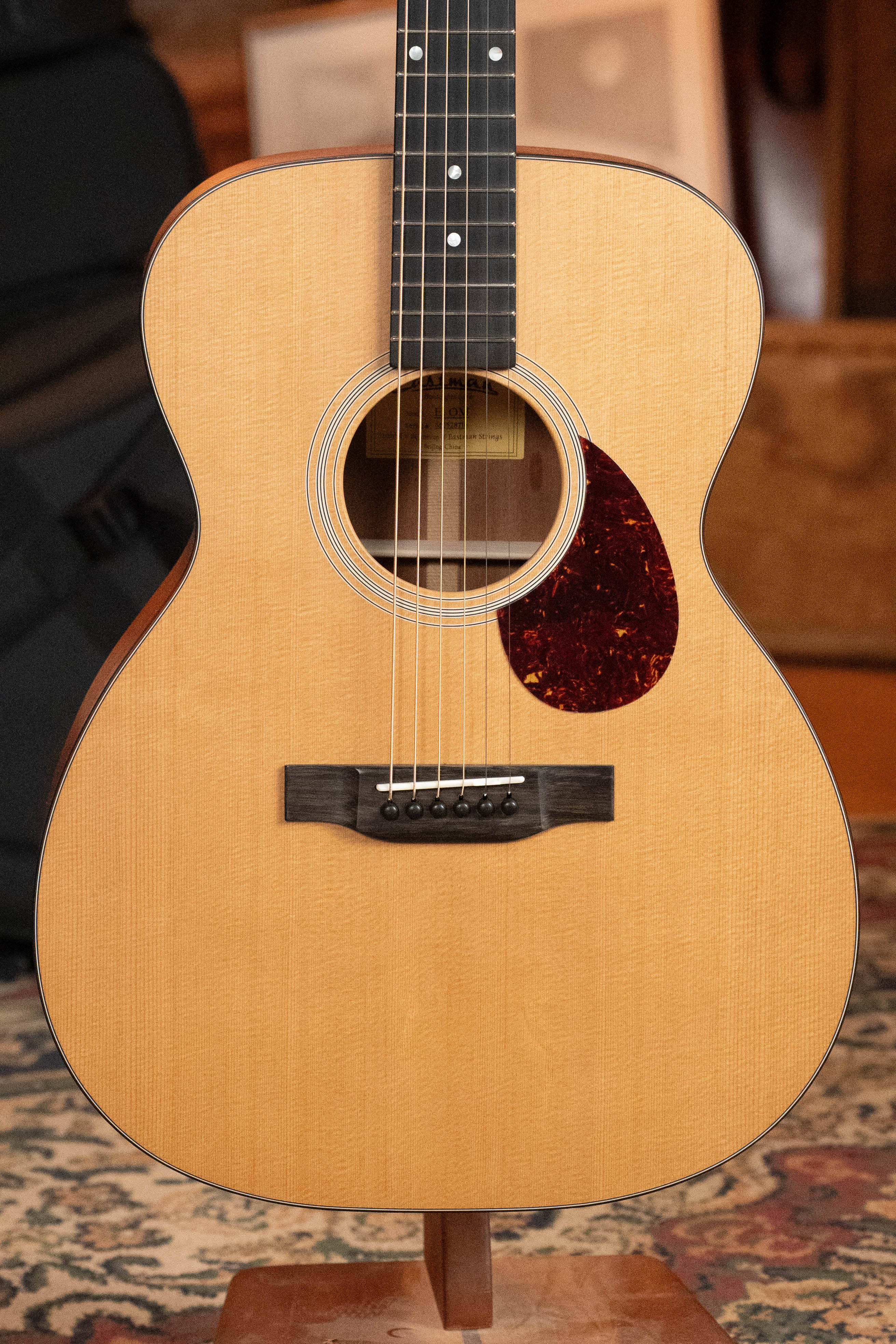 Eastman E1OM All Solid Sitka/Sapele Acoustic Guitar #8716