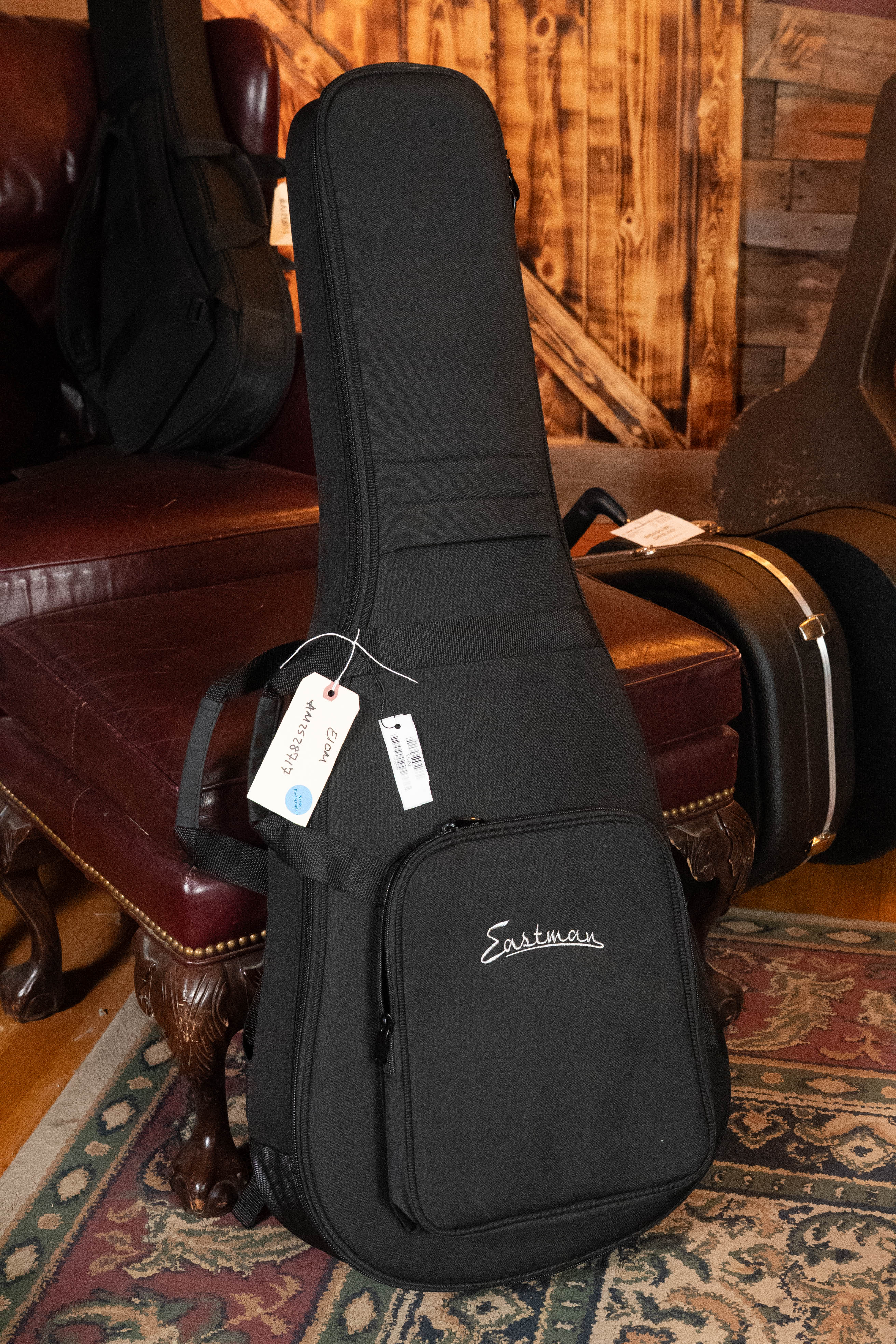 Eastman E1OM All Solid Sitka/Sapele Orchestra Model Acoustic Guitar #8717