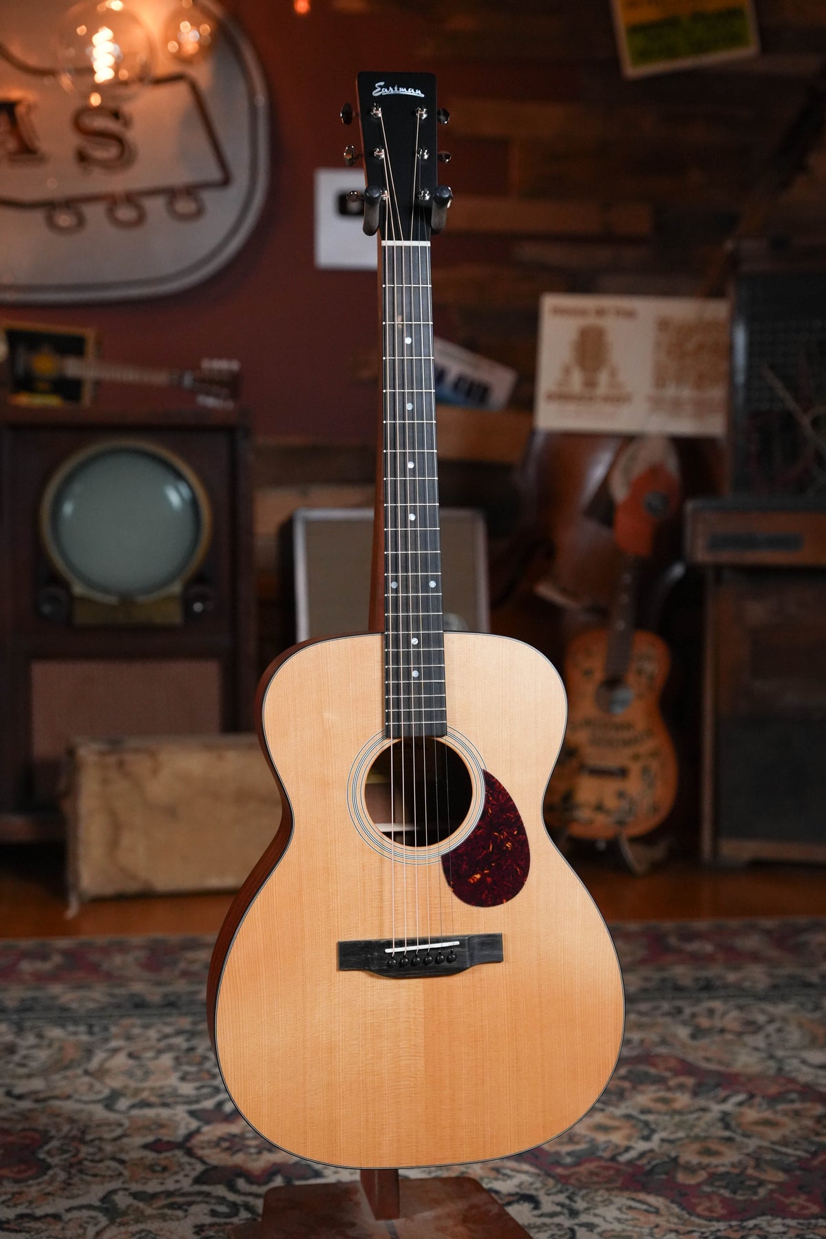 Eastman E1OM Orchestra Model Acoustic Guitar #8814
