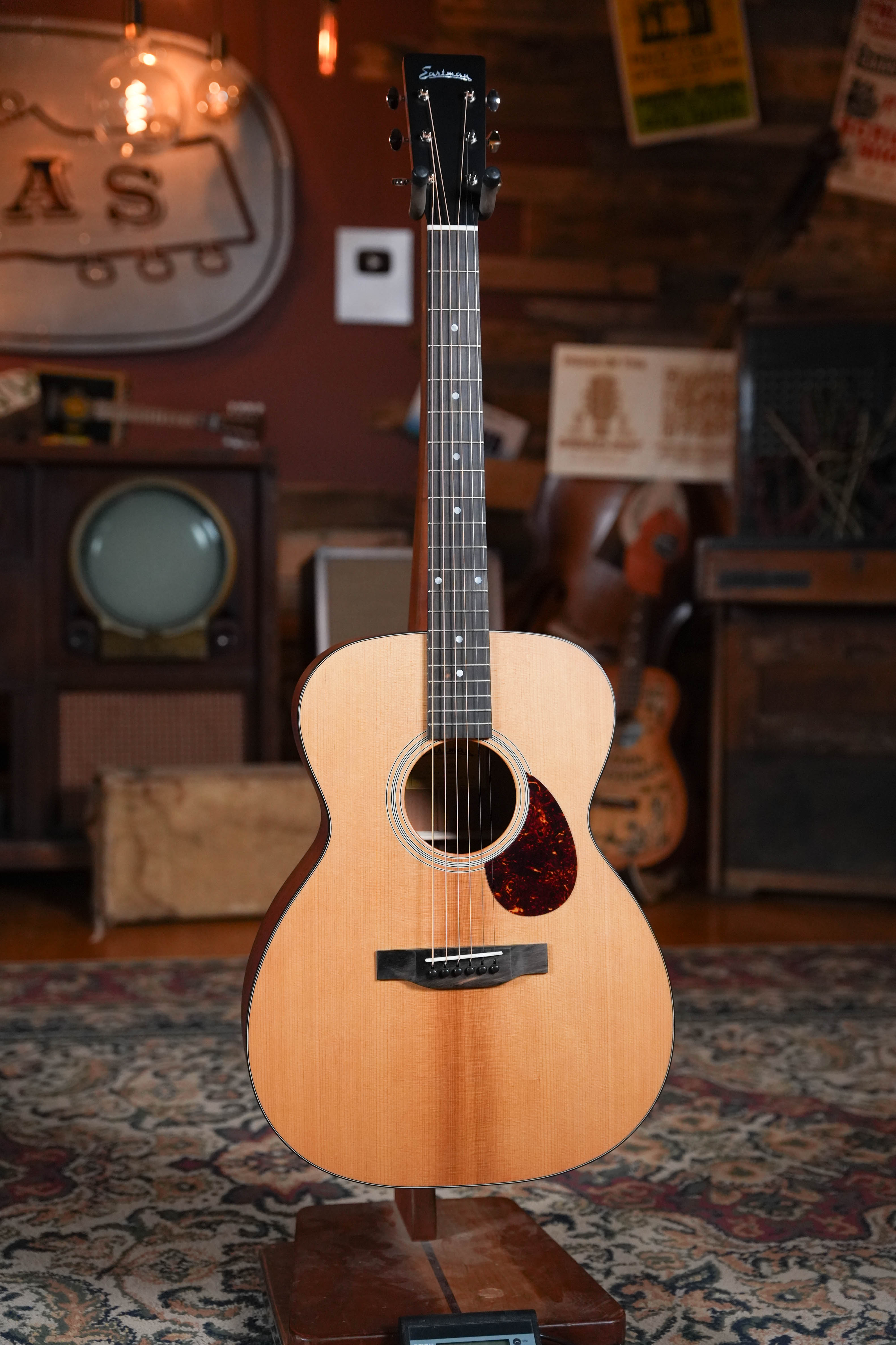 Eastman E1OM Orchestra Model Acoustic Guitar #8815