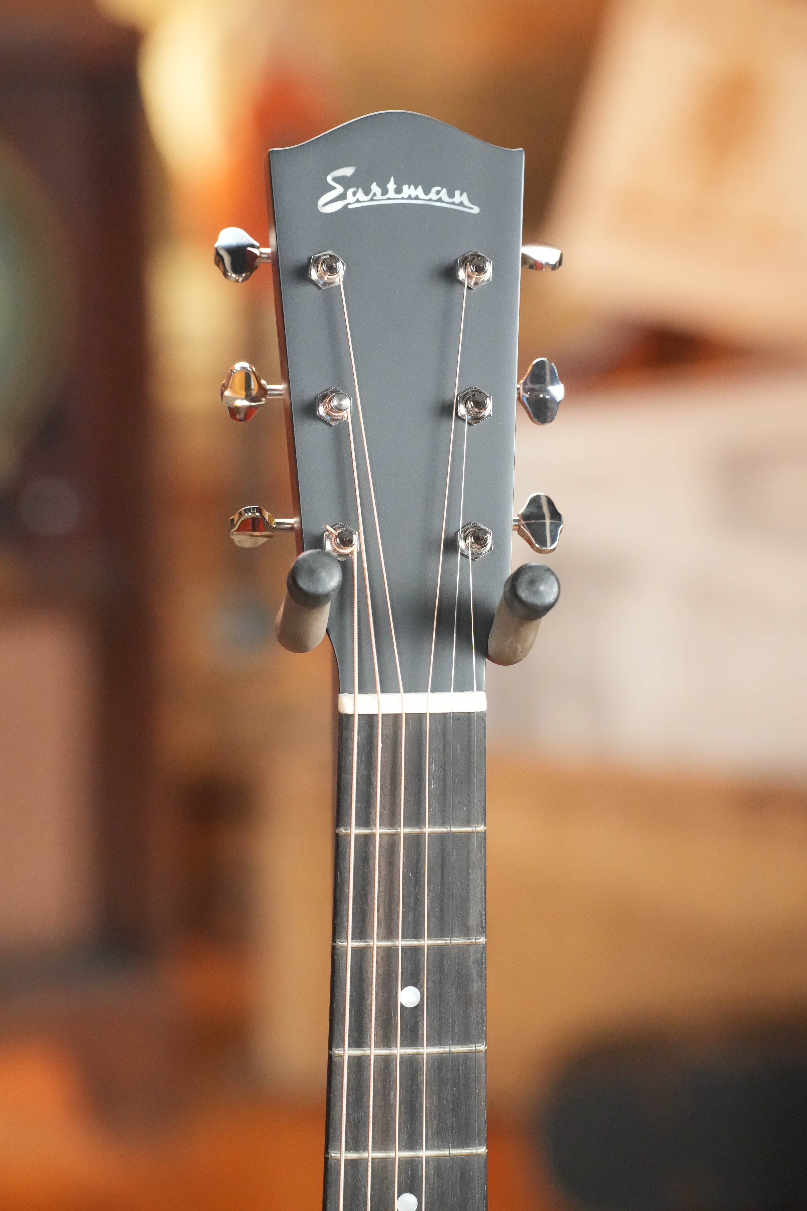 Eastman E1OOSS-DLX-SB Sunburst 00 Acoustic-Electric Guitar #8804