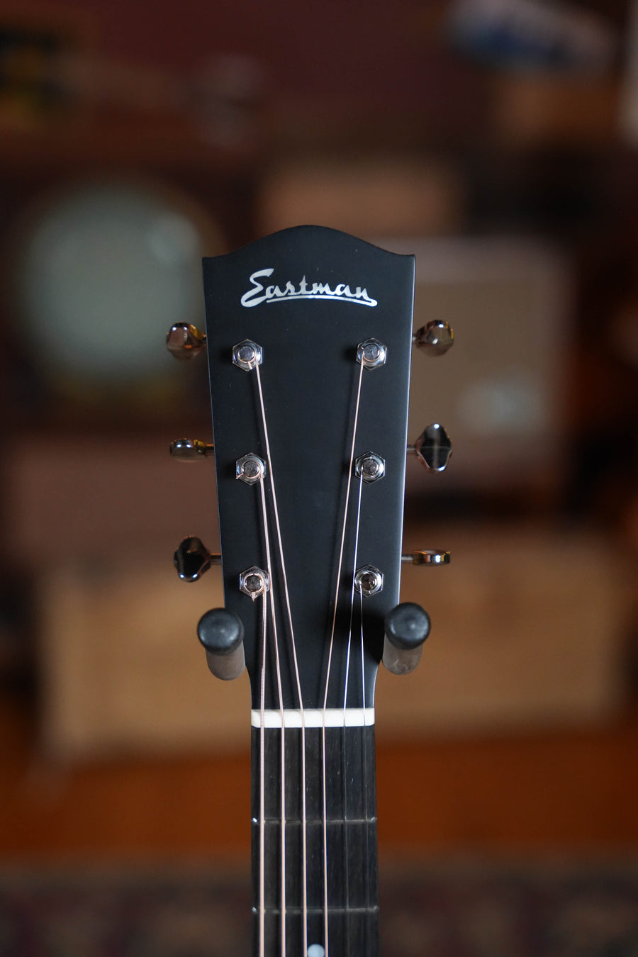 Eastman E1OOSS-DLX-SB Sunburst 00 Acoustic-Electric Guitar w/Fishman Pickup #5161