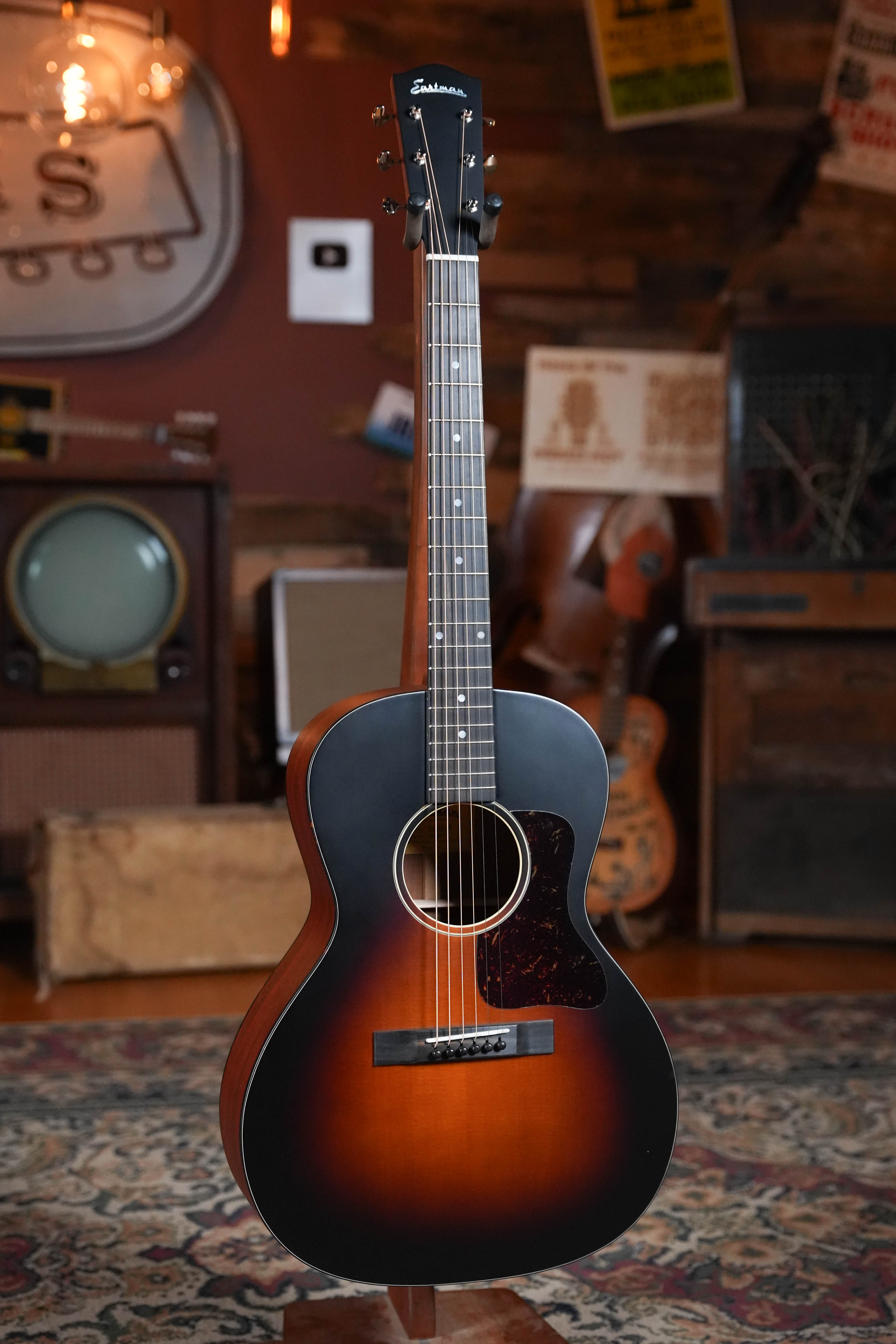 Eastman E1OOSS-SB Sunburst OO Slope Shoulder Acoustic Guitar #6927