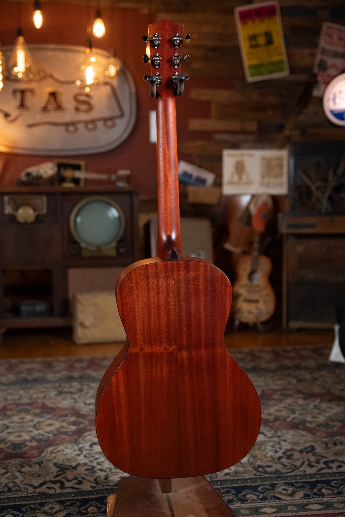 Eastman E1OOSS-SB Sunburst OO Slope Shoulder Acoustic Guitar #6928