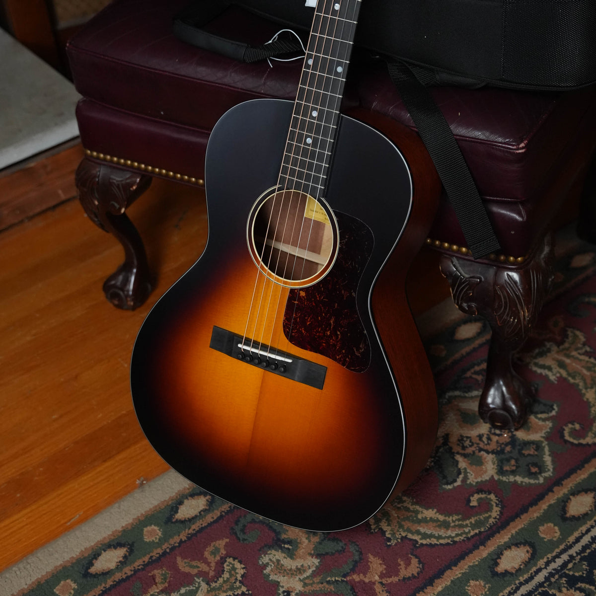 Eastman E1OOSS-SB Sunburst OO Slope Shoulder Acoustic Guitar #7474