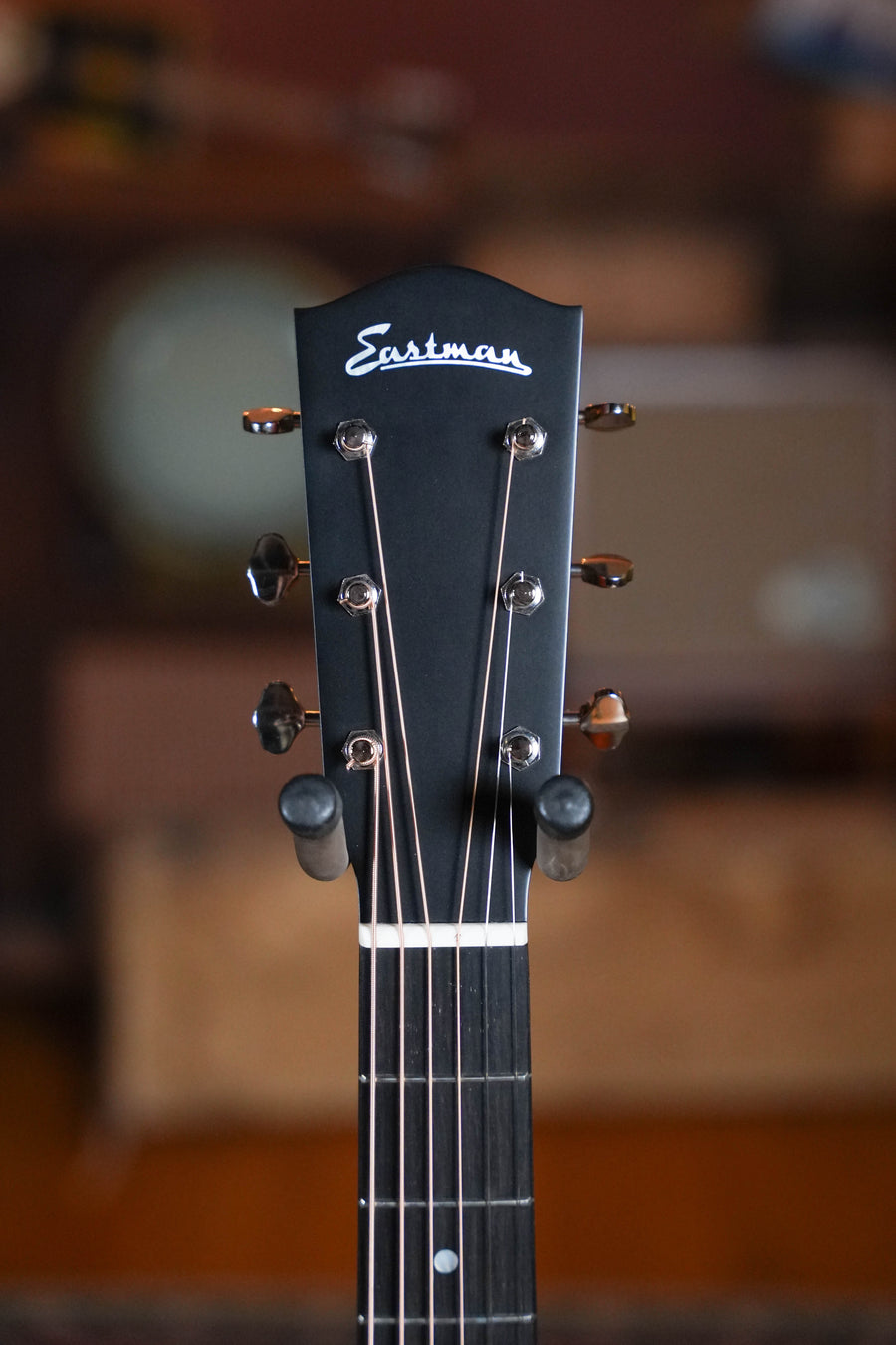 Eastman E1OOSS-SB Sunburst OO Slope Shoulder Acoustic Guitar #7474