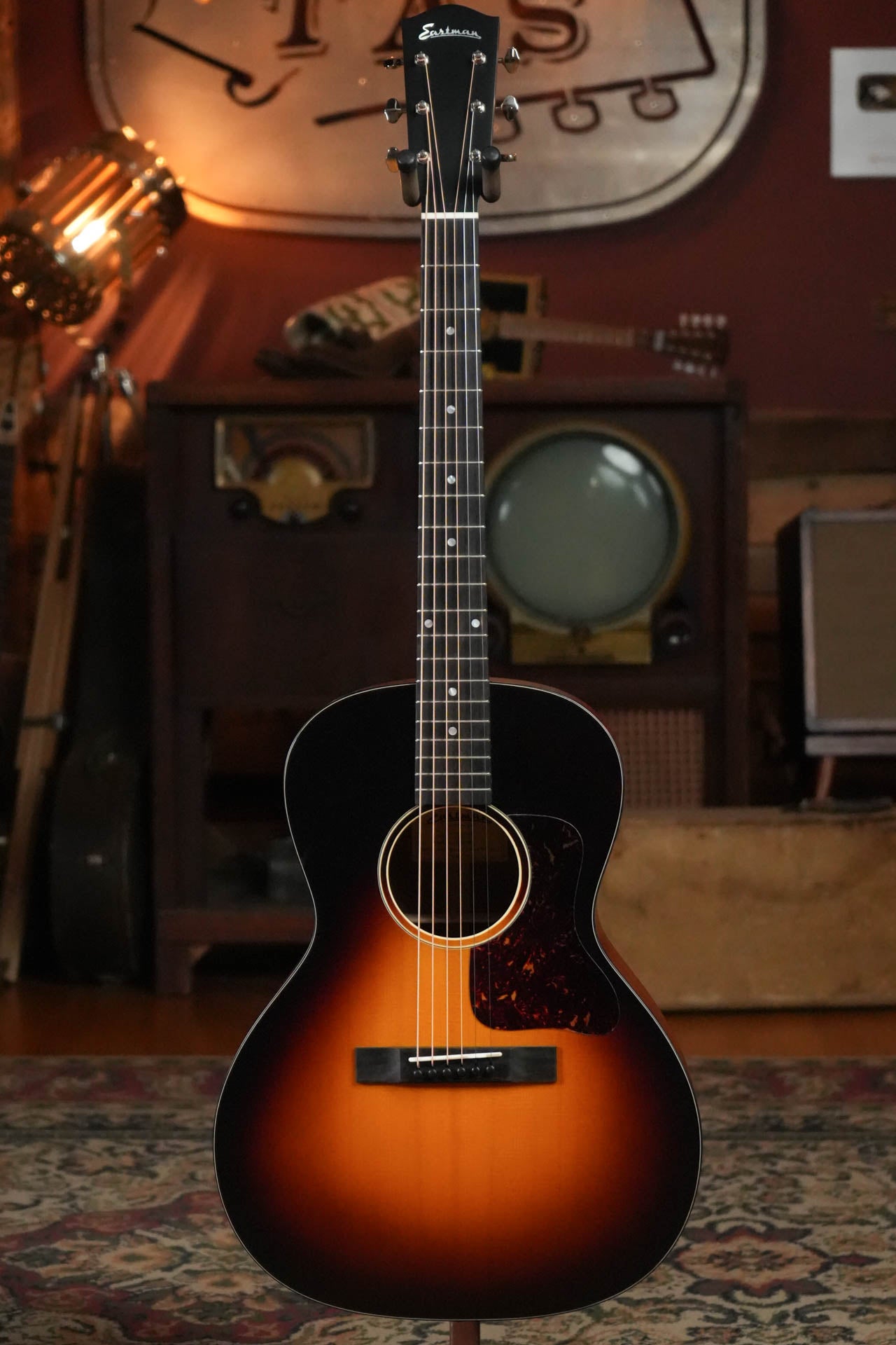 Eastman E1OOSS-SB Sunburst OO Slope Shoulder Acoustic Guitar #7483