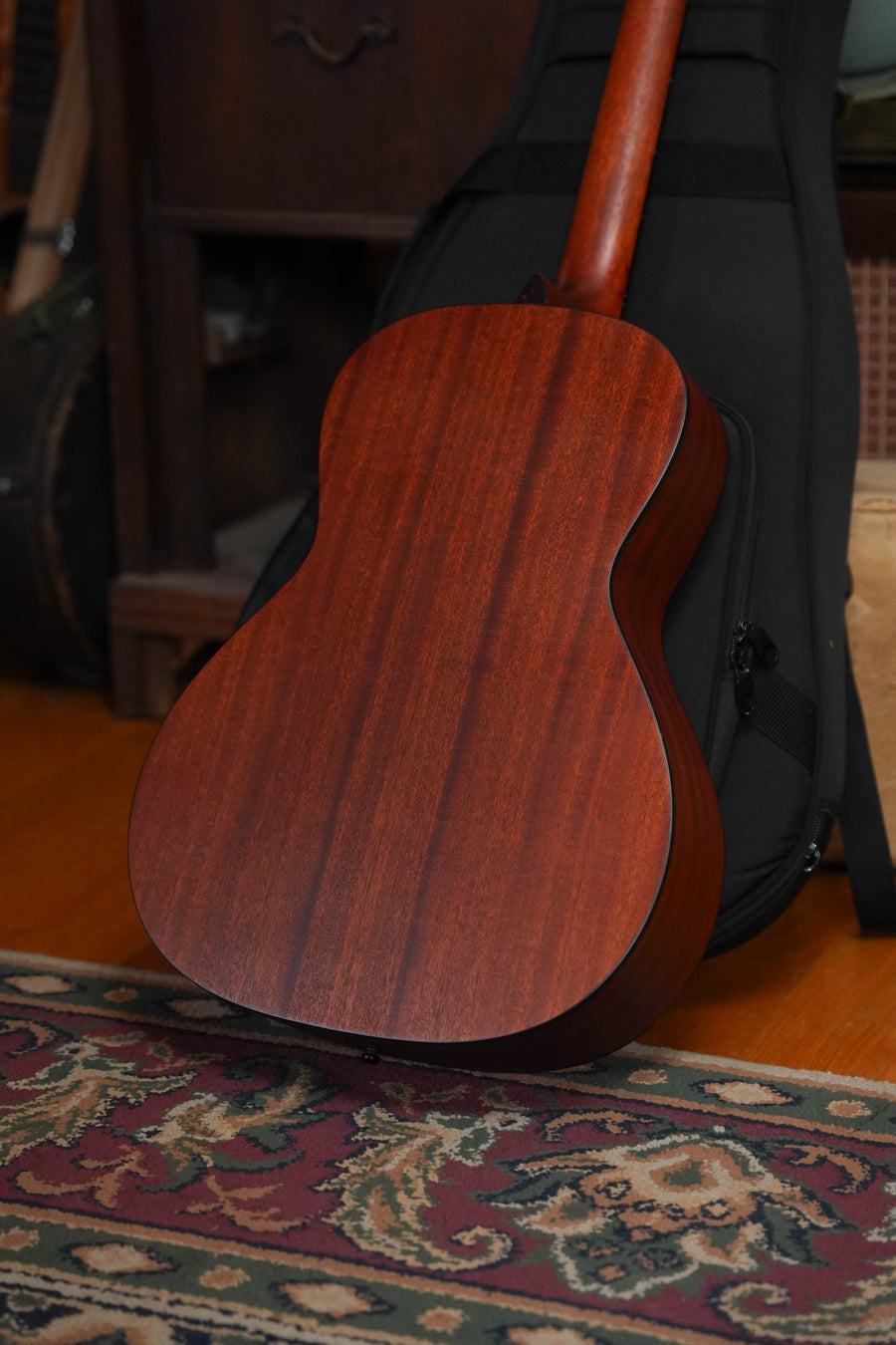 Eastman E1OOSS-SB Sunburst OO Slope Shoulder Acoustic Guitar #7484