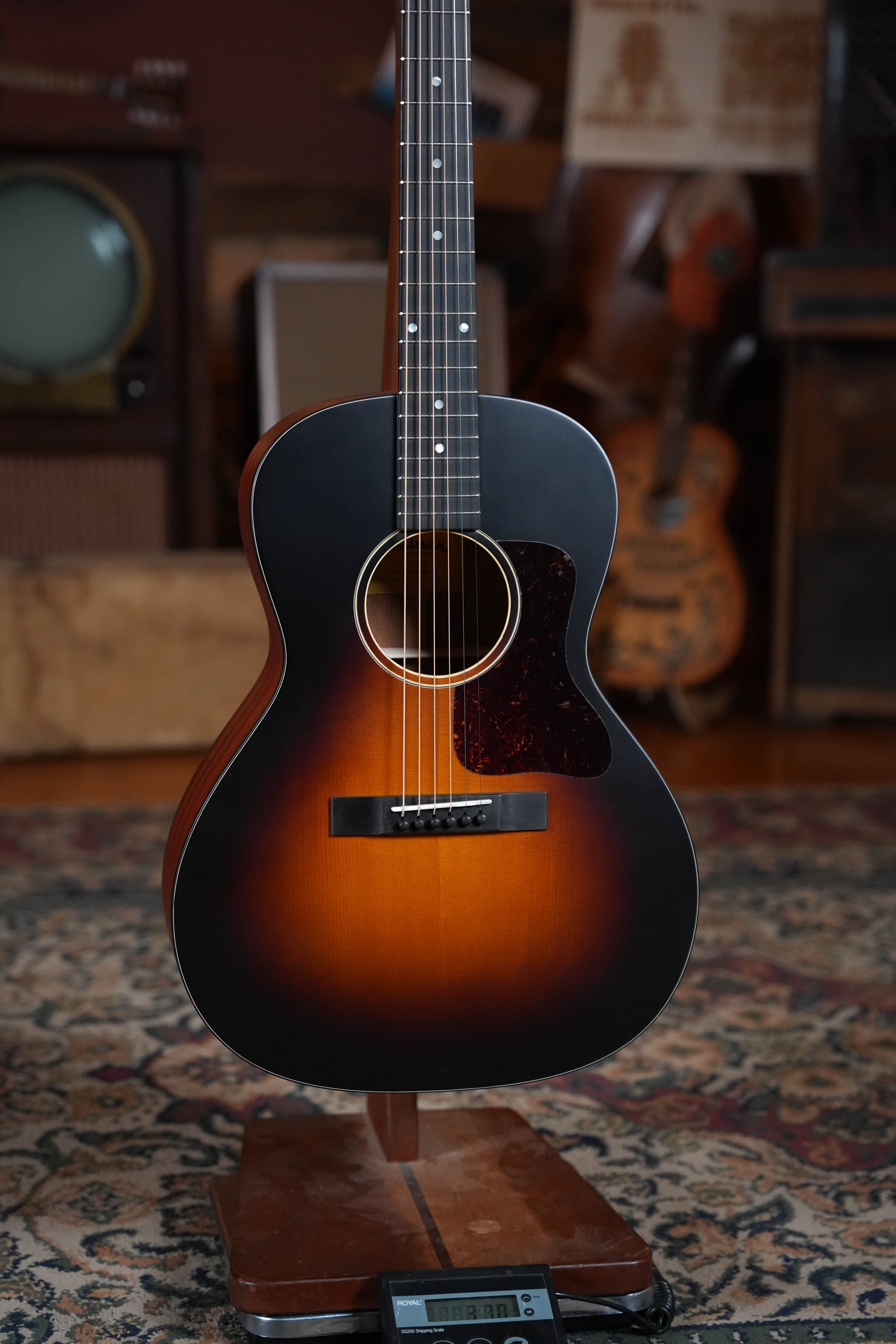Eastman E1OOSS-SB Sunburst OO Slope Shoulder Acoustic Guitar #7484
