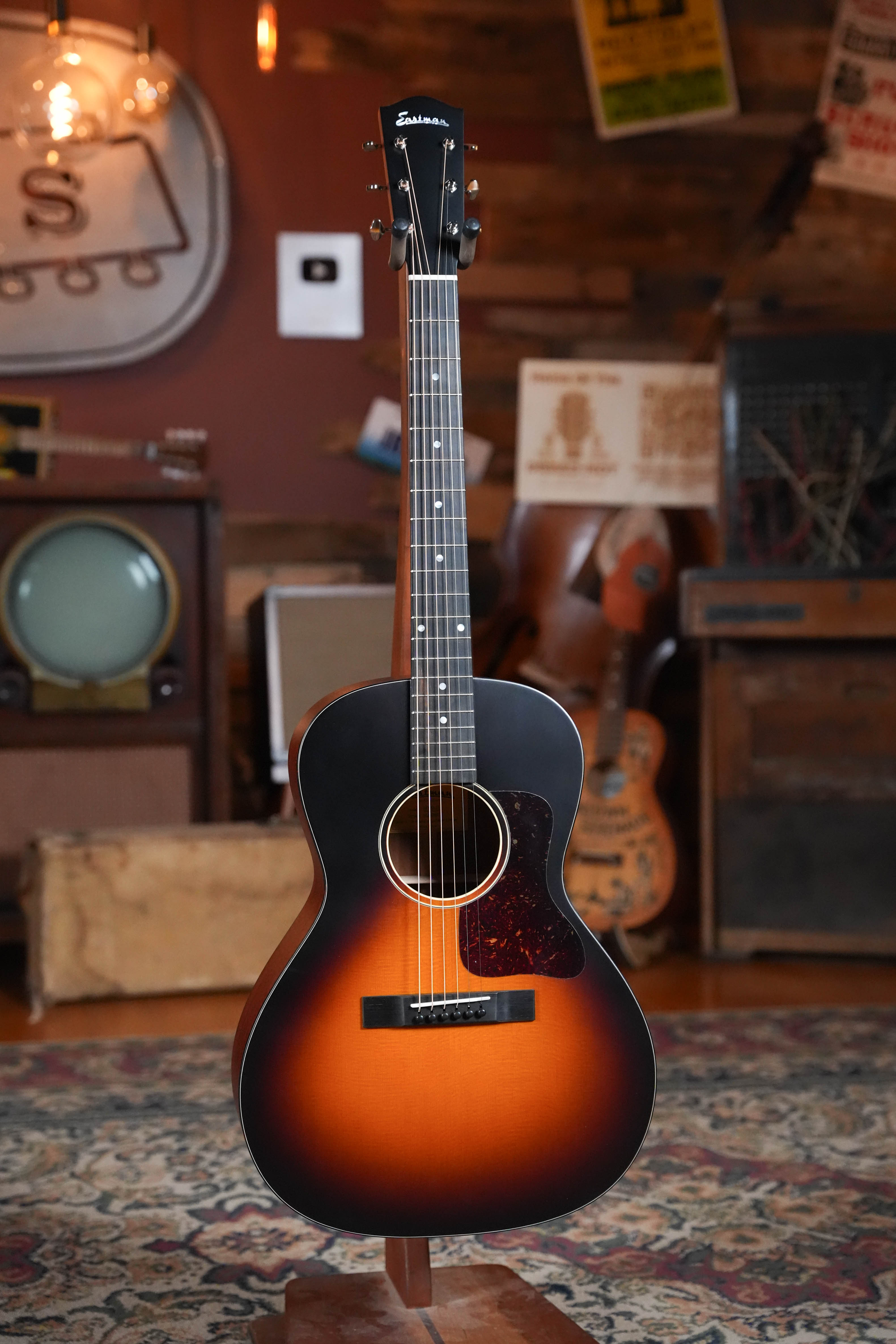 Eastman E1OOSS-SB Sunburst OO Slope Shoulder Acoustic Guitar #7487