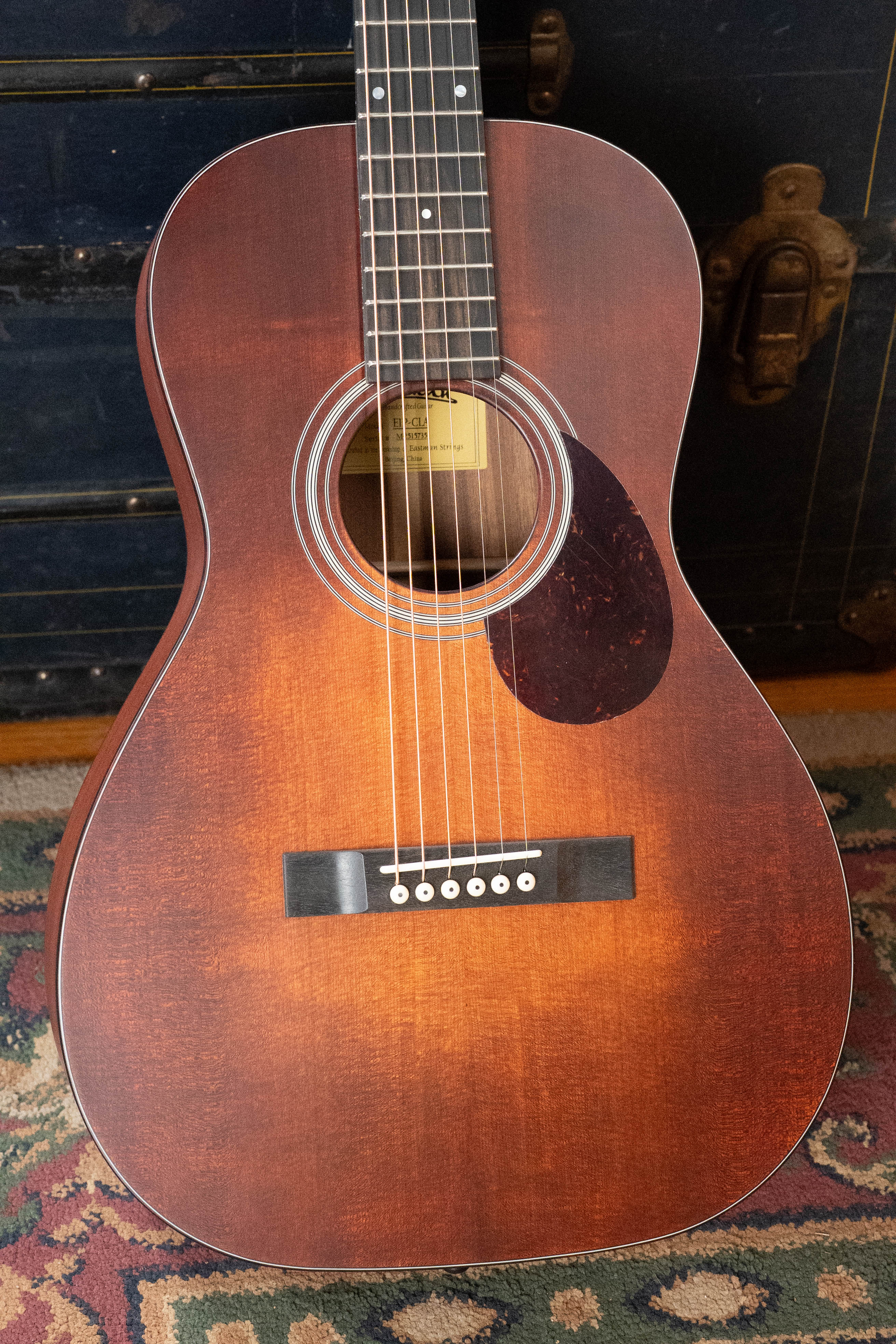 Eastman E1P-CLA Sitka/Sapele Classic Finish Parlor Acoustic Guitar #5735