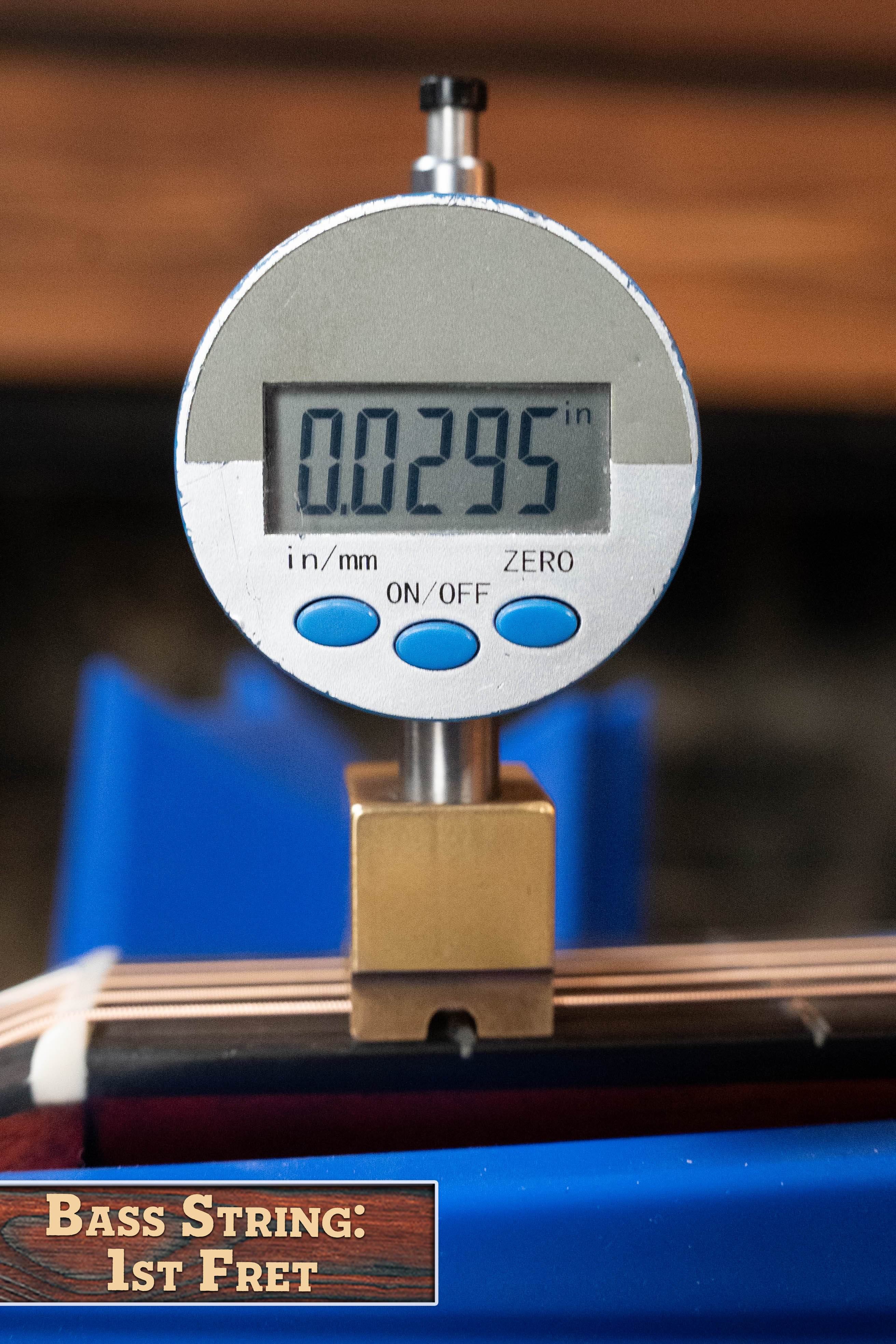 Eastman E1P-DLX-SB Sitka/Sapele Sunburst Parlor Guitar w/Fishman Pickup #9497