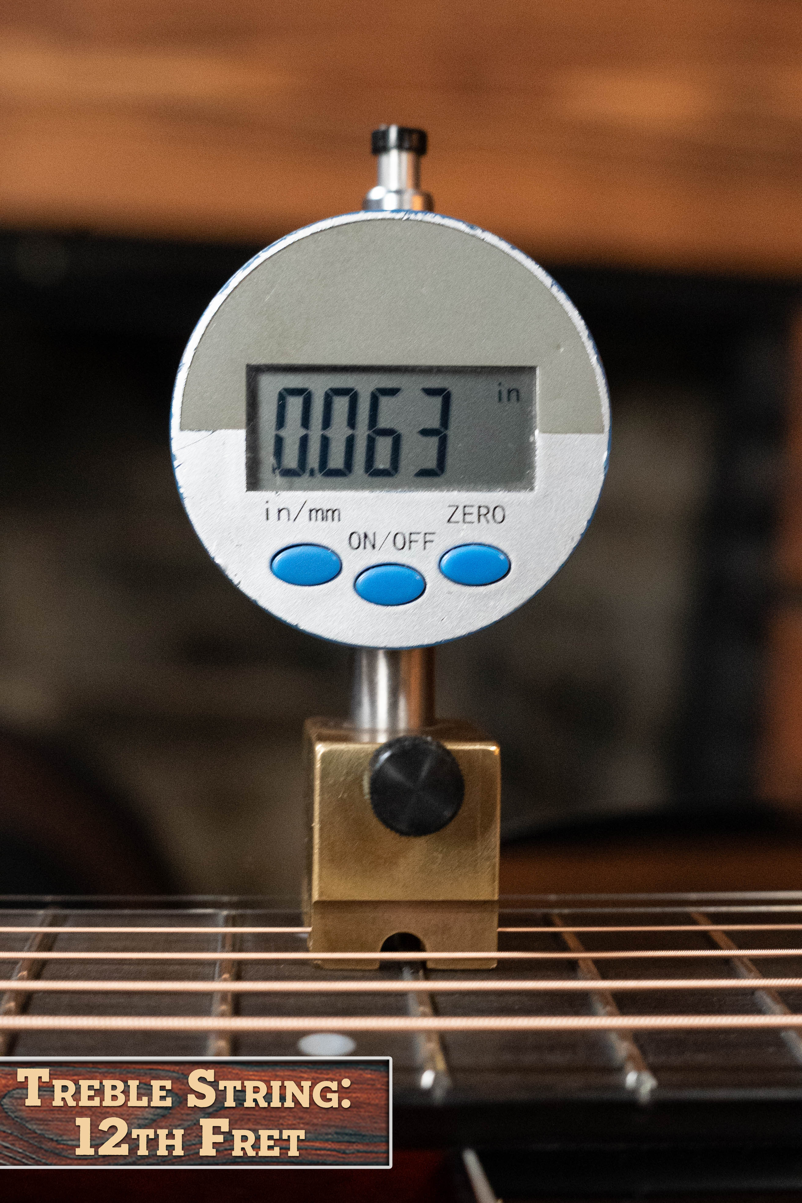 Eastman E1P-DLX-SB Sitka/Sapele Sunburst Parlor Guitar w/Fishman Pickup #9497