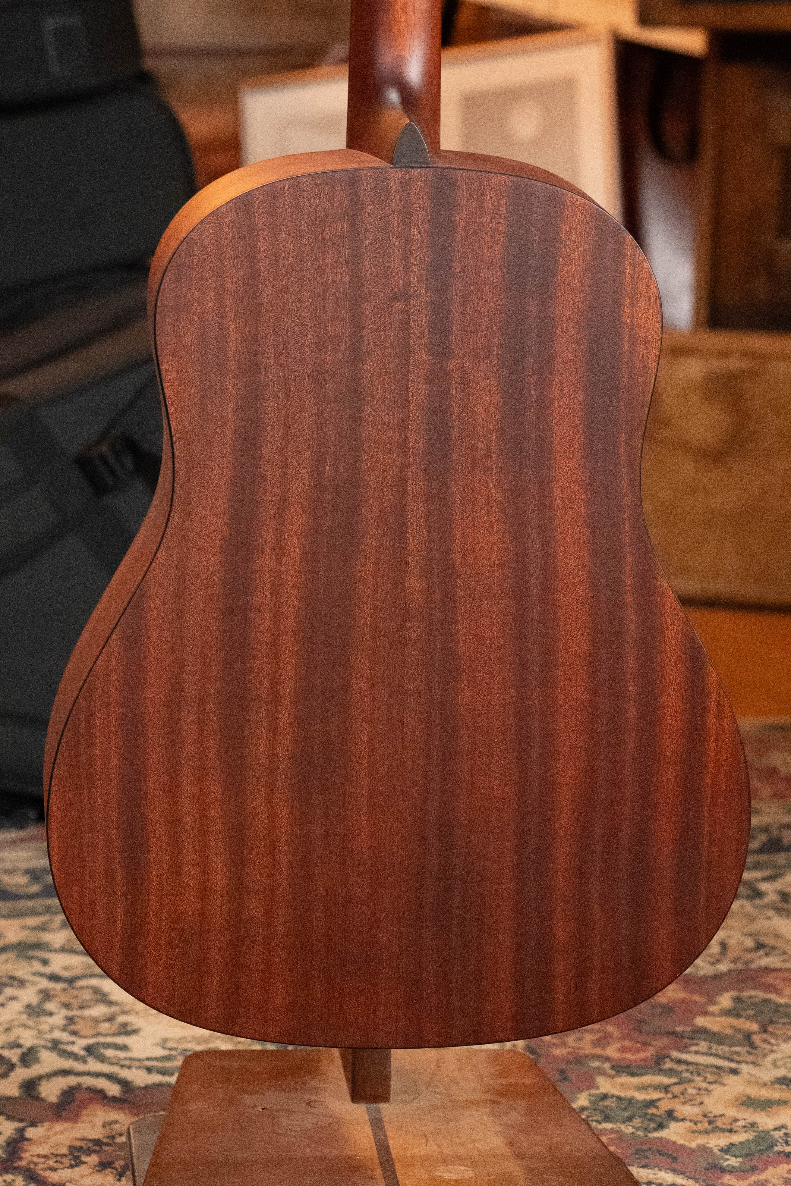 Eastman E1SS-SB Sitka/Sapele Sunburst Slope Shoulder Dreadnought Acoustic Guitar #4996