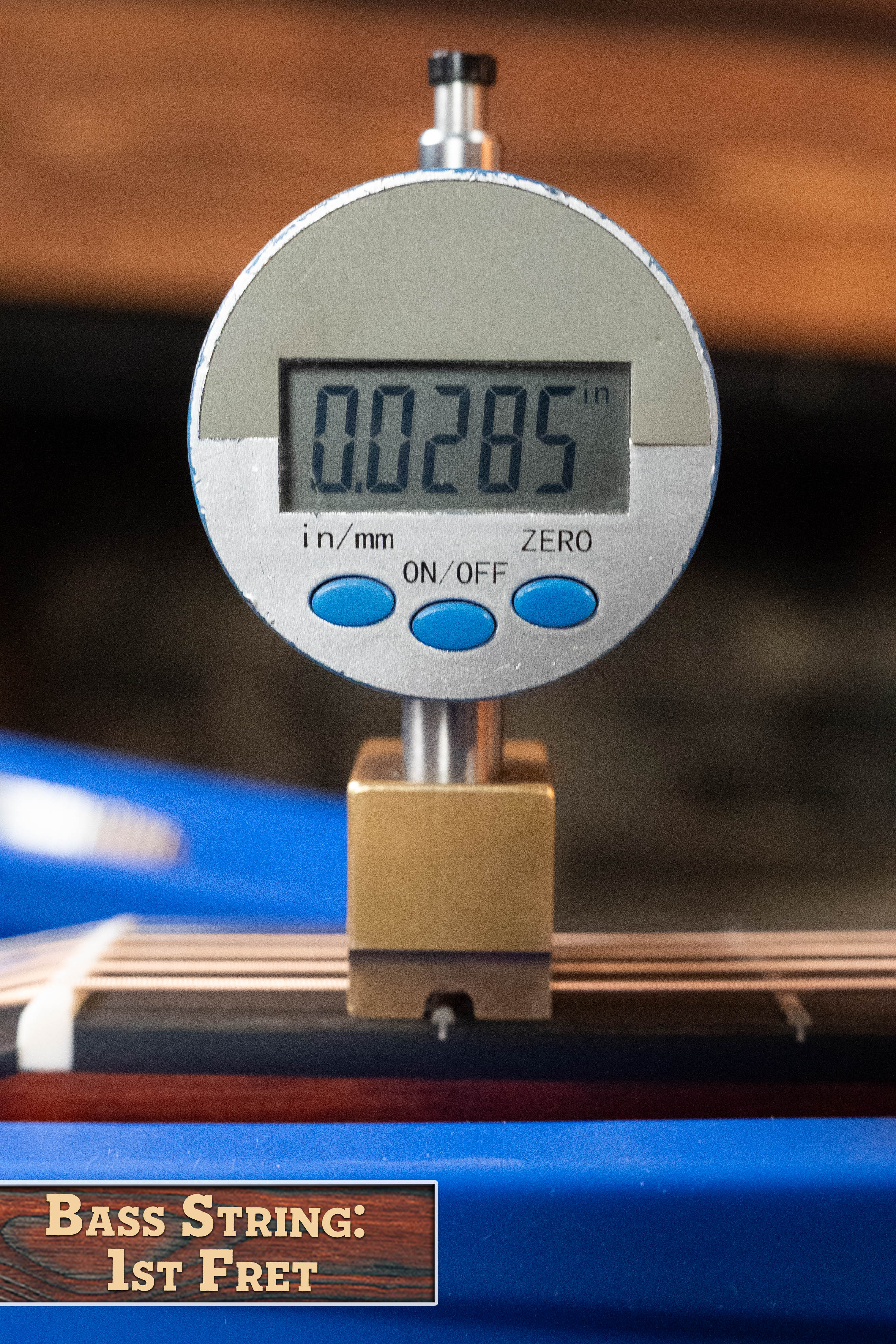 Eastman E1SS-SB Sitka/Sapele Sunburst Slope Shoulder Dreadnought Acoustic Guitar #4996