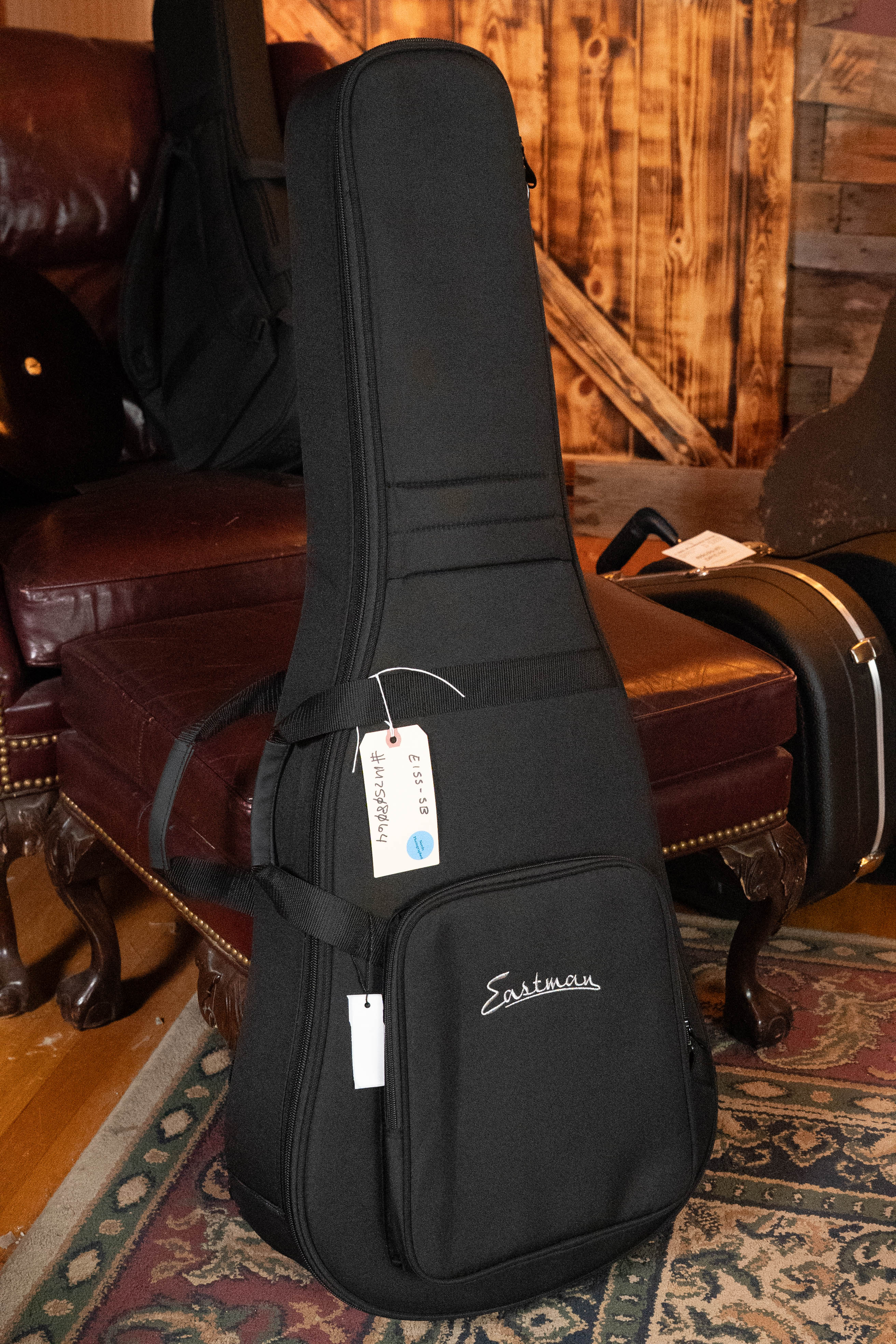 Eastman E1SS-SB Sitka/Sapele Sunburst Slope Shoulder Dreadnought Acoustic Guitar #8064