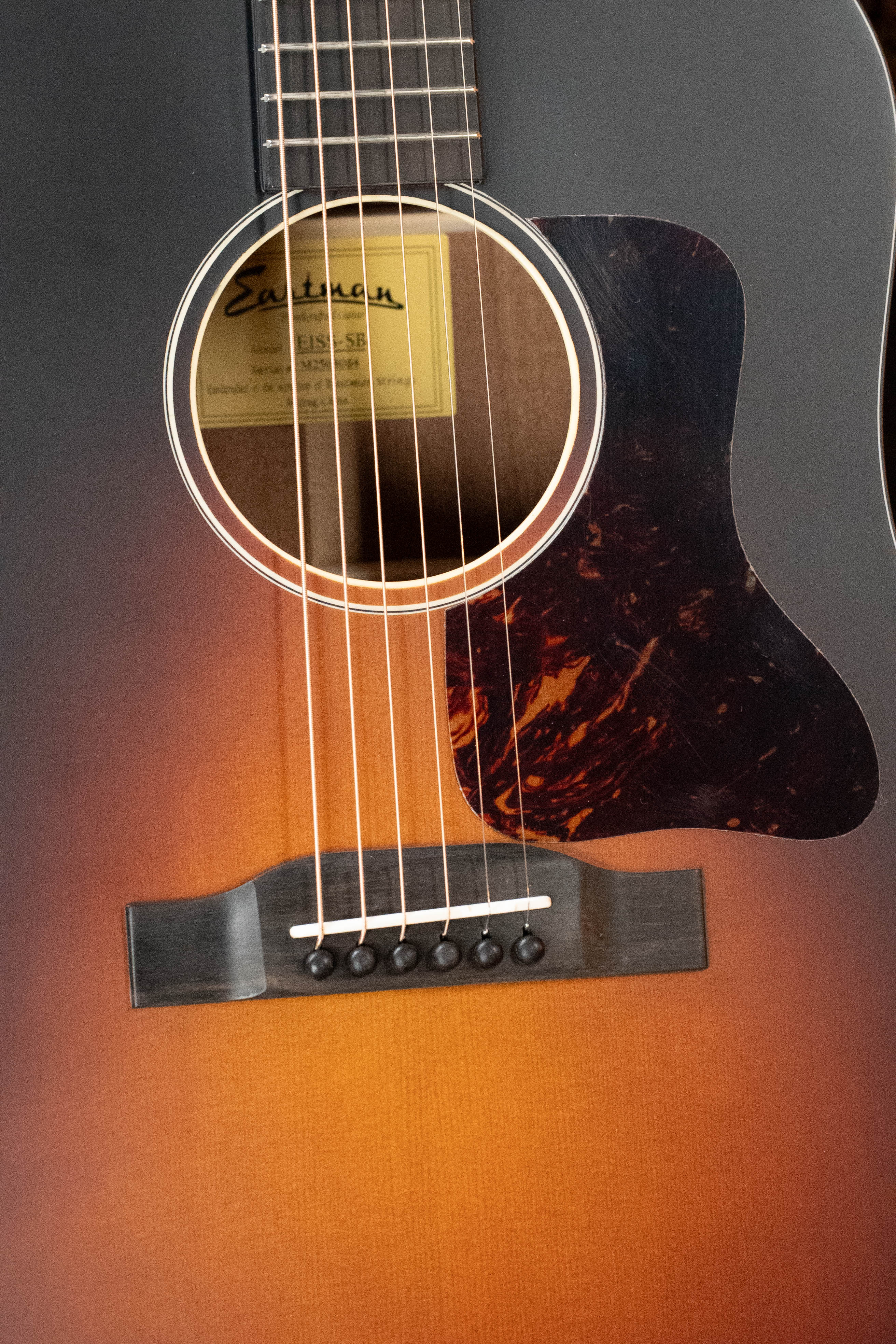 Eastman E1SS-SB Sitka/Sapele Sunburst Slope Shoulder Dreadnought Acoustic Guitar #8064