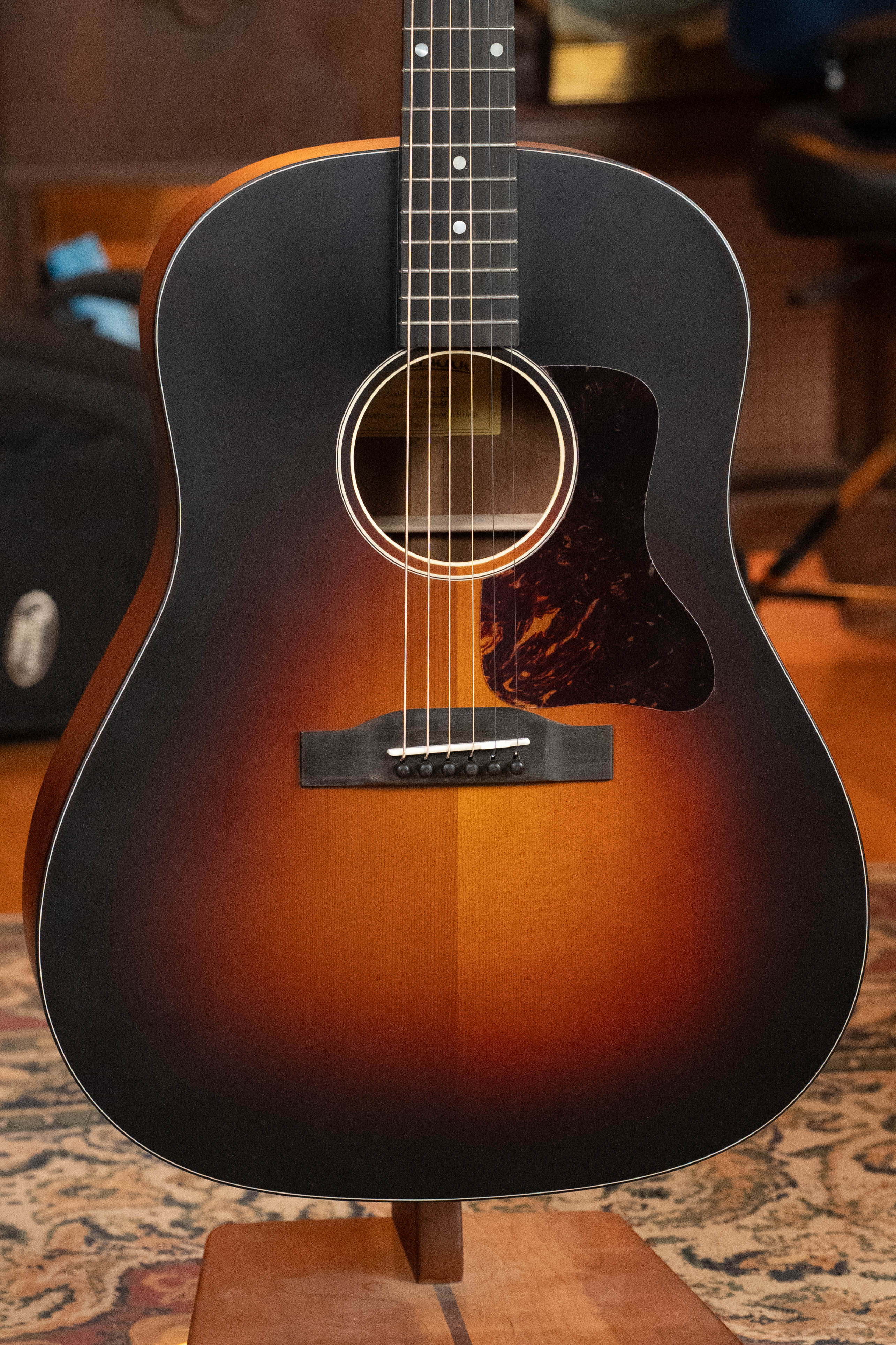 Eastman E1SS-SB Sitka/Sapele Sunburst Slope Shoulder Dreadnought Acoustic Guitar #8064