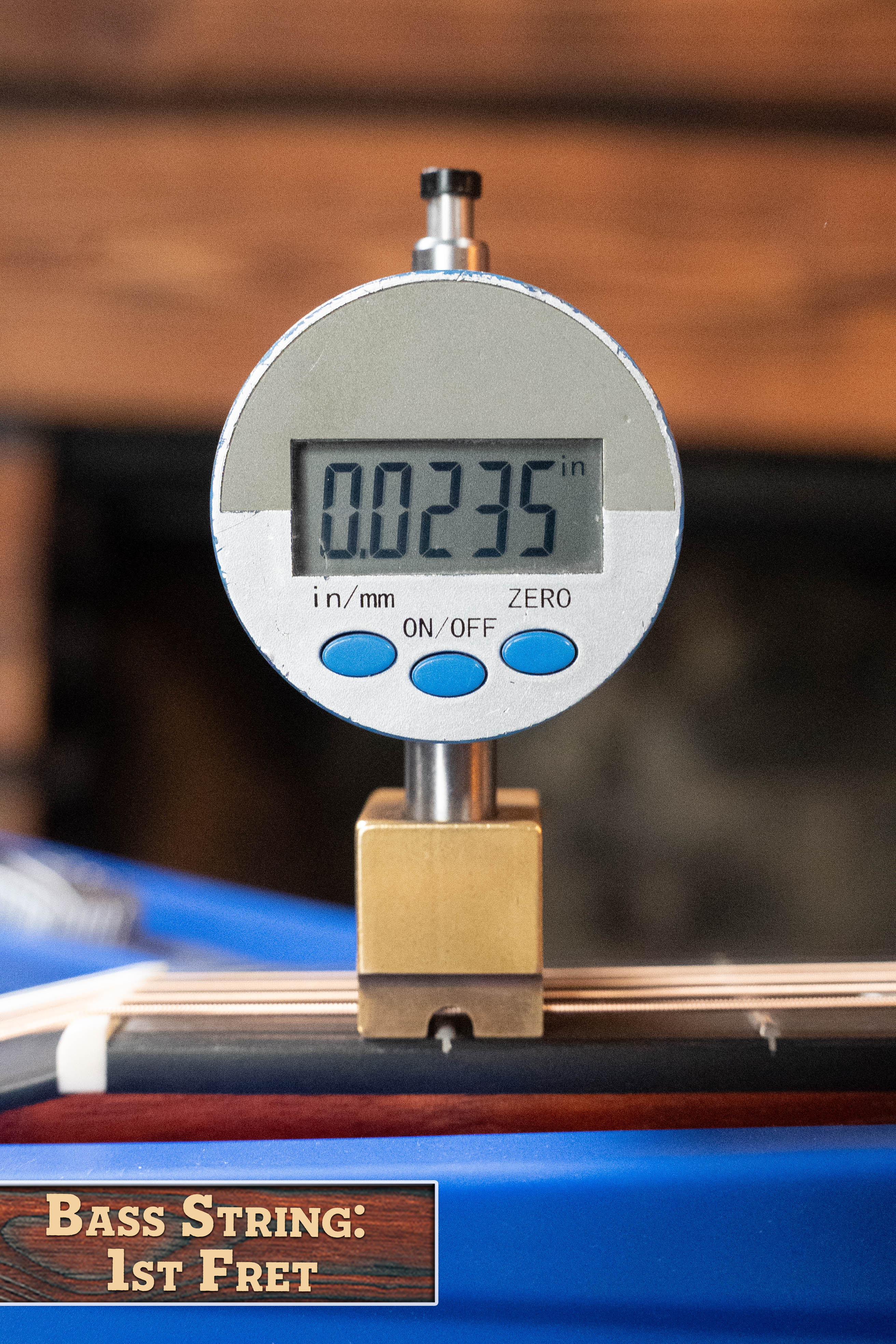 Eastman E1SS-SB Sitka/Sapele Sunburst Slope Shoulder Dreadnought Acoustic Guitar #8064