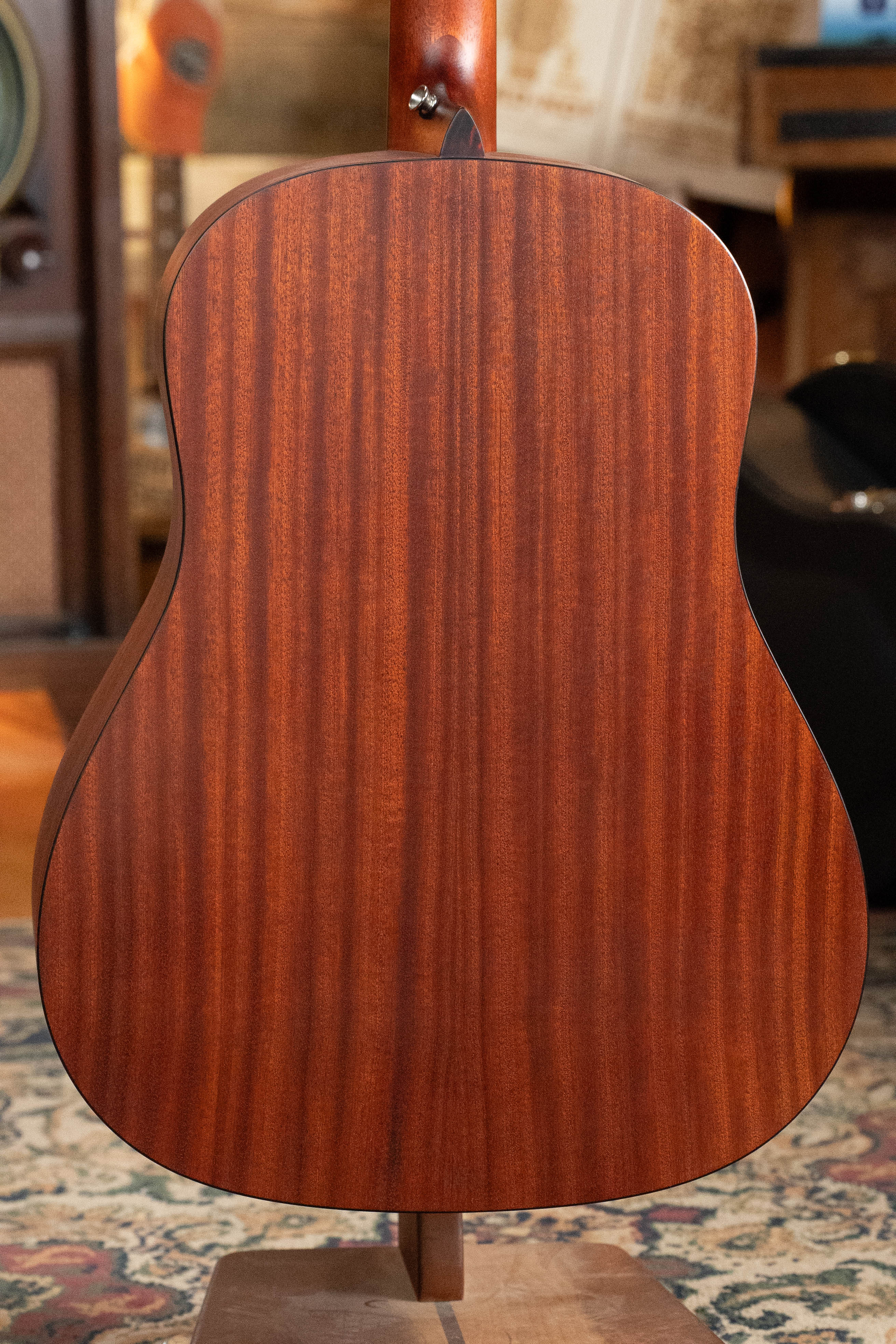 Eastman E1SS-SB Sitka/Sapele Sunburst Slope Shoulder Dreadnought Acoustic Guitar #8069