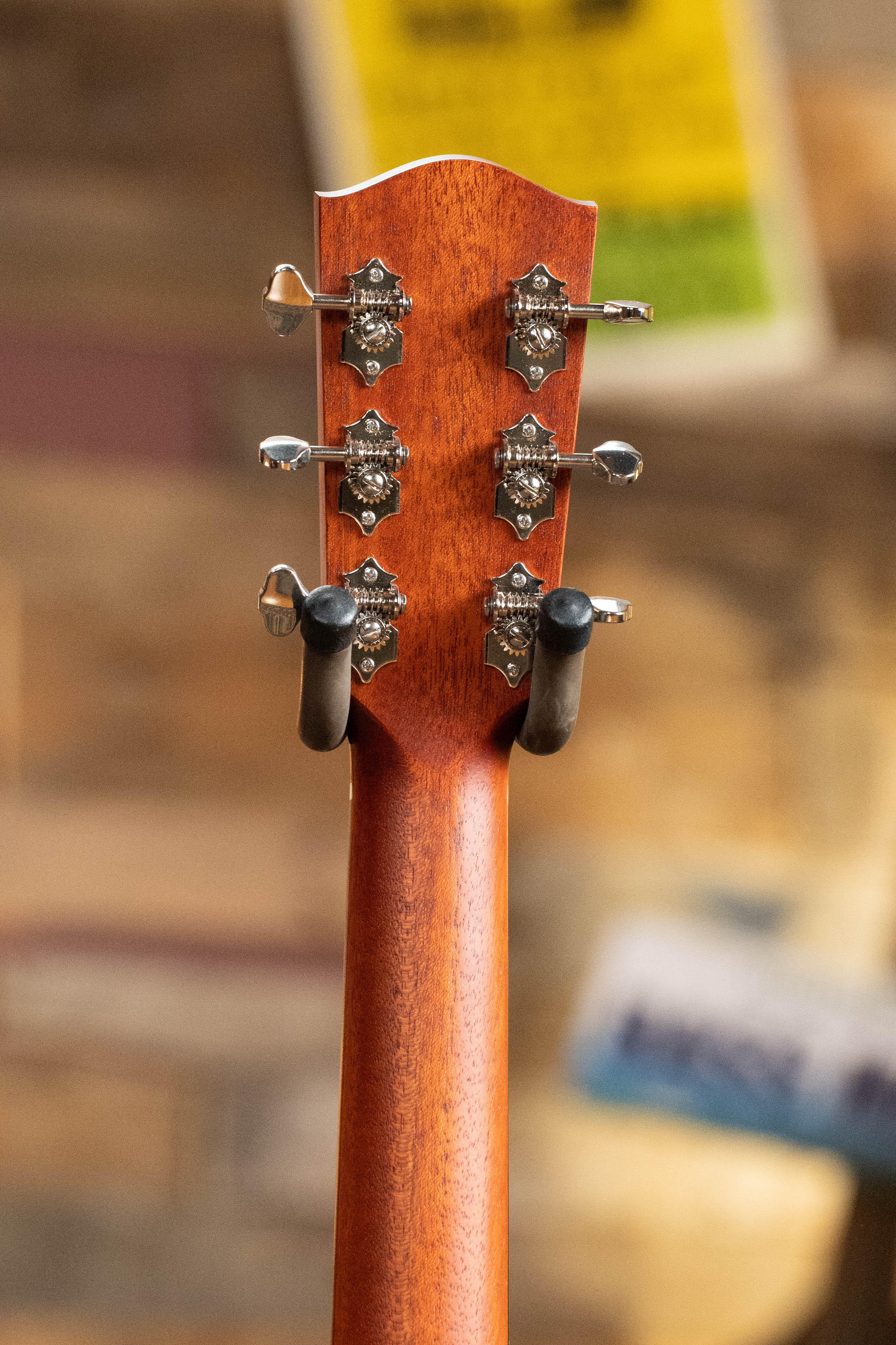 Eastman E1SS-SB Sitka/Sapele Sunburst Slope Shoulder Dreadnought Acoustic Guitar #8069