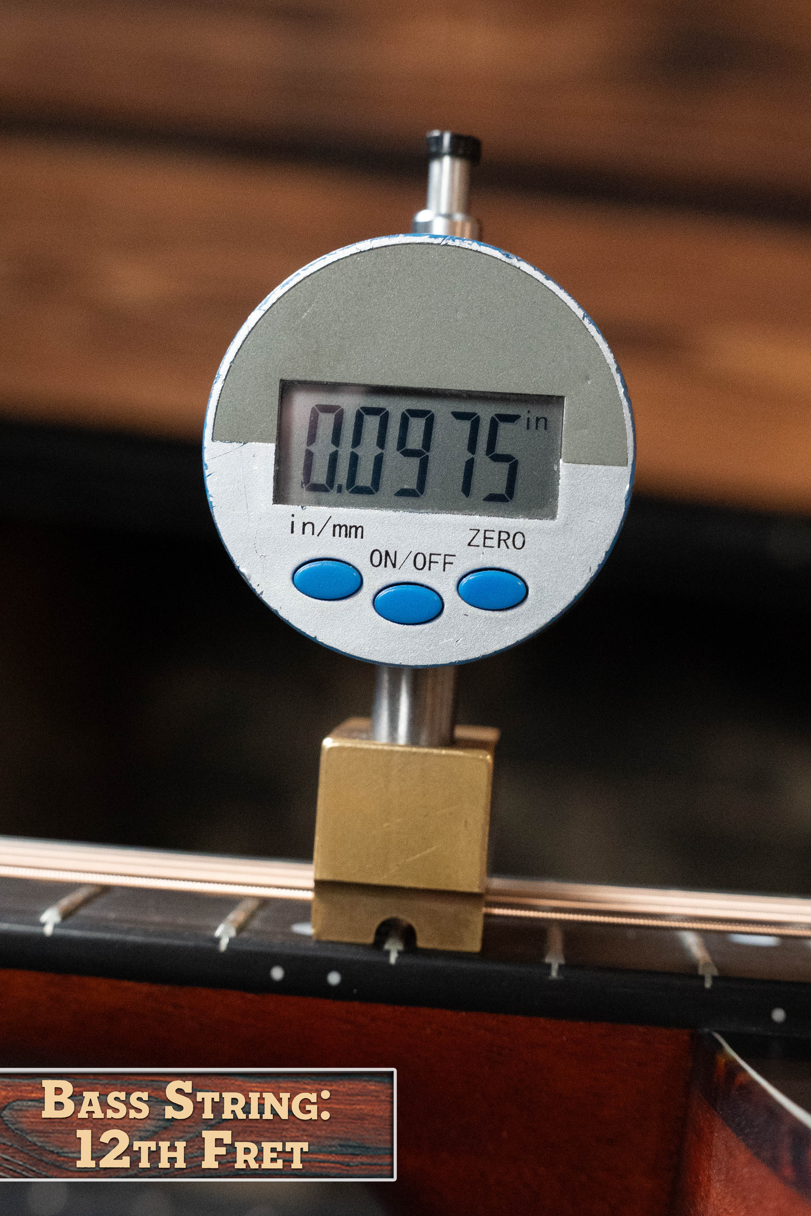 Eastman E1SS-SB Sitka/Sapele Sunburst Slope Shoulder Dreadnought Acoustic Guitar #8069