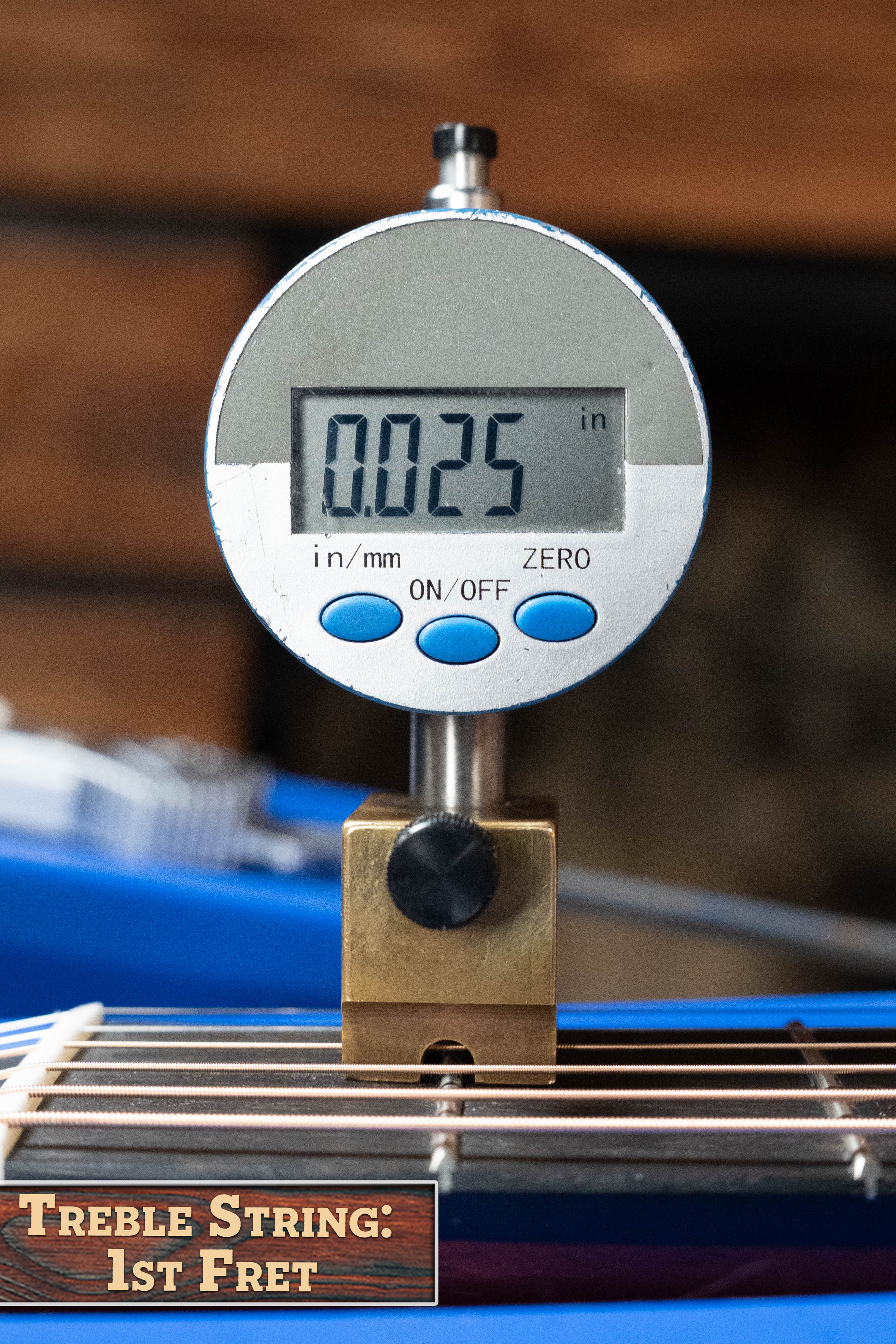 Eastman E1SS-SB Sitka/Sapele Sunburst Slope Shoulder Dreadnought Acoustic Guitar #8069