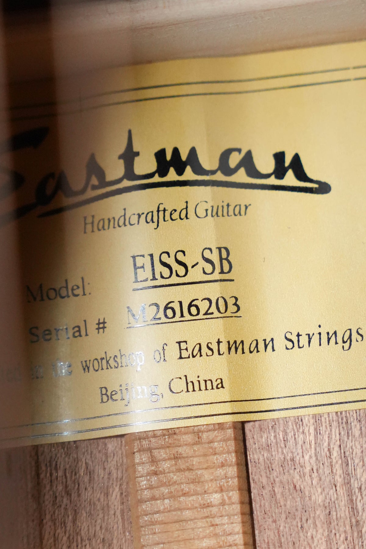 Eastman E1SS-SB Sunburst Slope Shoulder Dreadnought Acoustic Guitar #6203