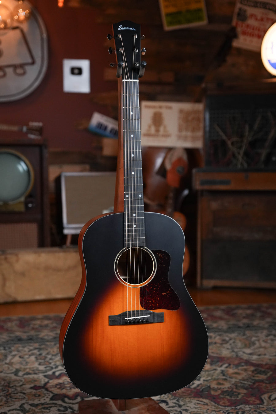 Eastman E1SS-SB Sunburst Slope Shoulder Dreadnought Acoustic Guitar #6203