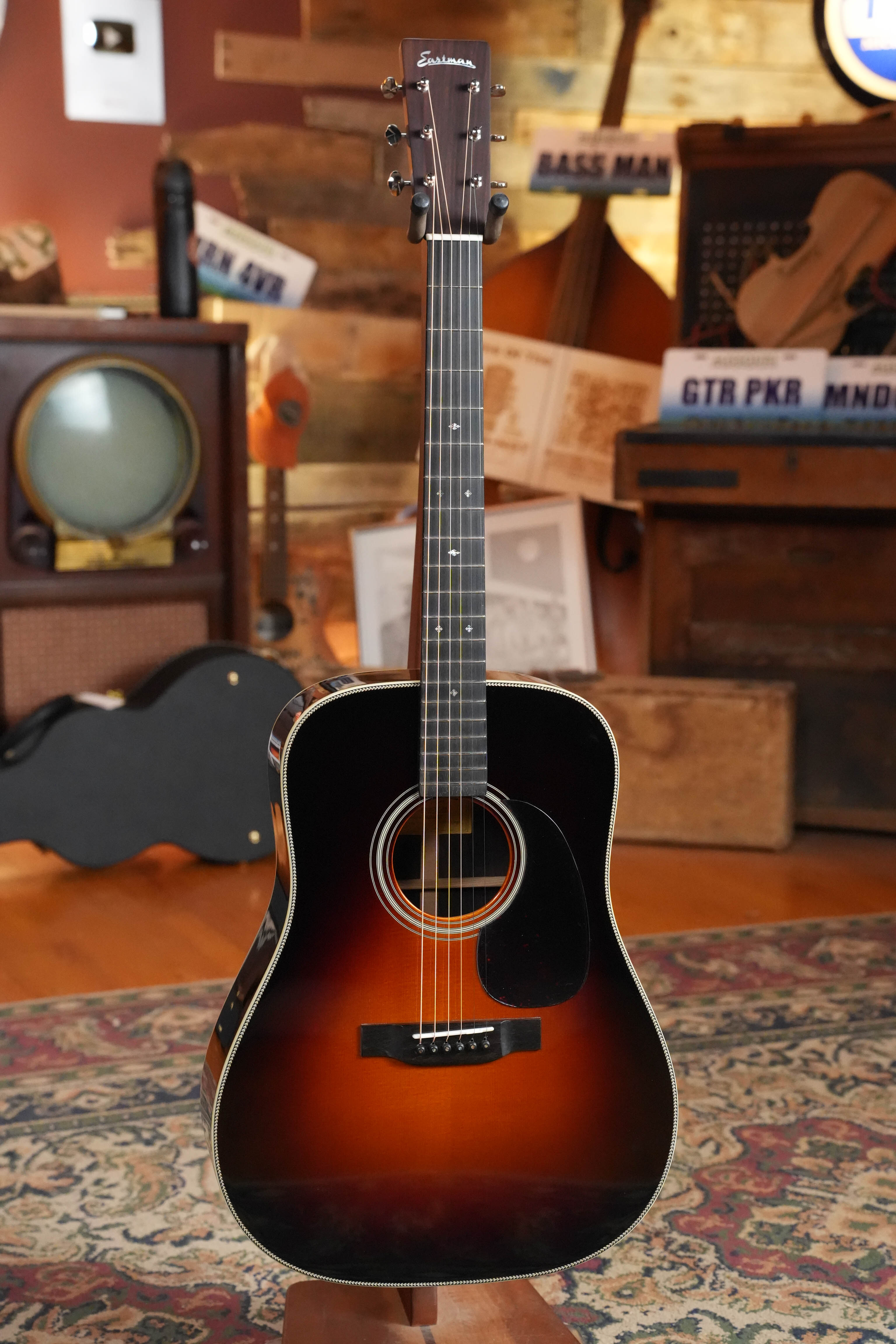 Eastman E20D-TC-SB Thermo-Cured Adirondack/Rosewood Dreadnought Acoustic Guitar #6437