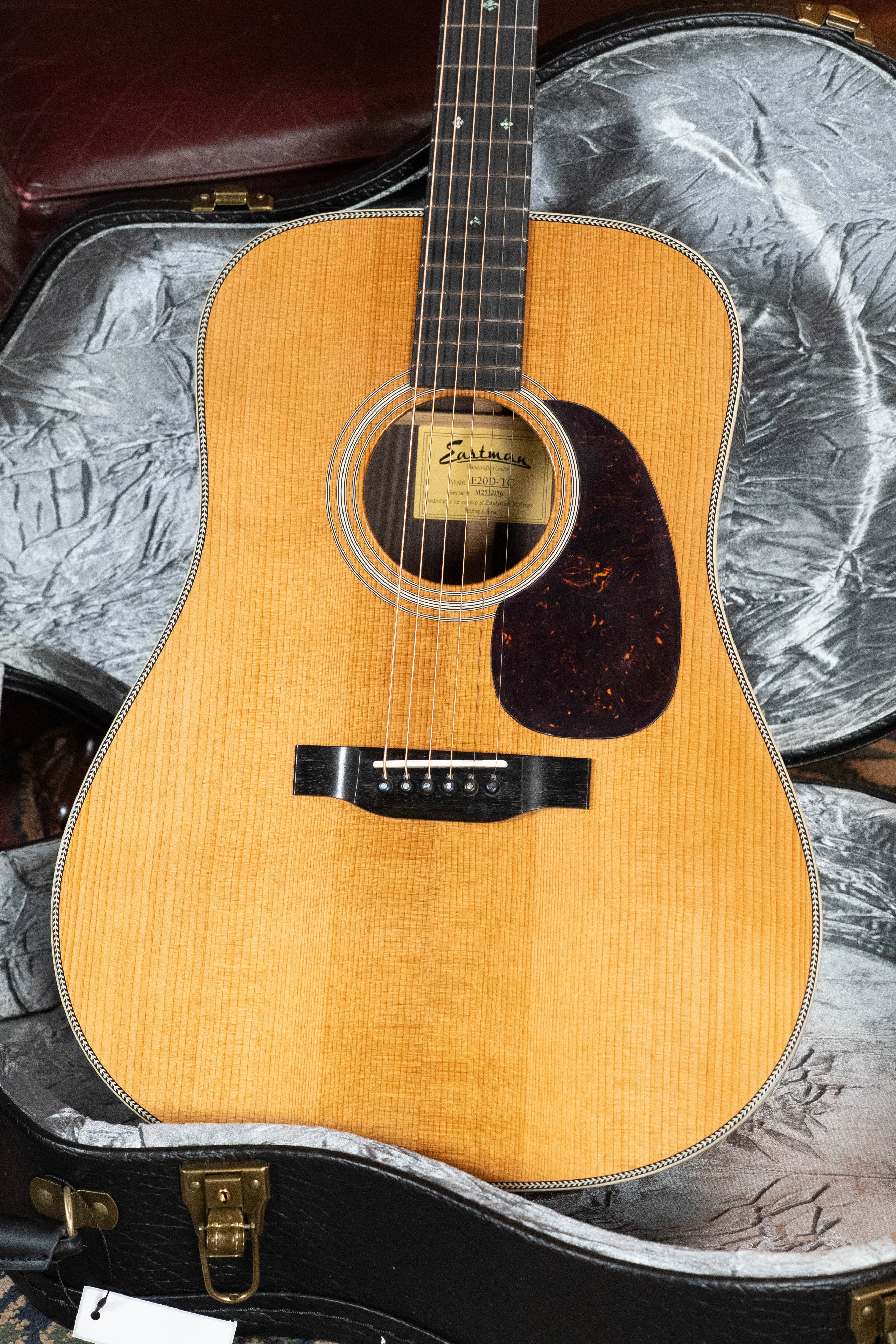 Eastman E20D-TC Thermo-Cured Adirondack/Rosewood Dreadnought Acoustic Guitar #2156