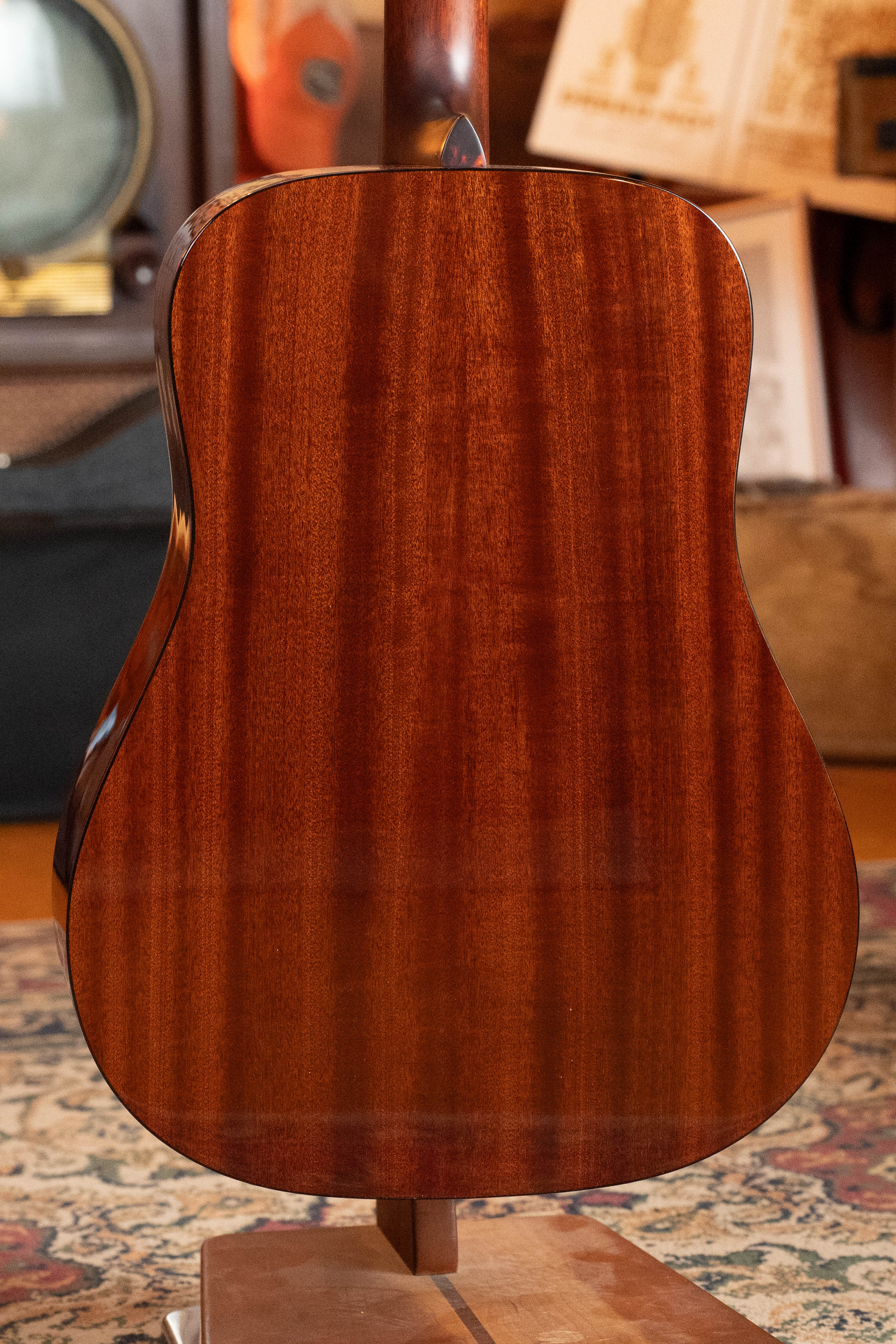 Eastman E2D-DLX-SB Cedar/Sapele Sunburst Dreadnought Guitar w/Fishman Pickup #5778