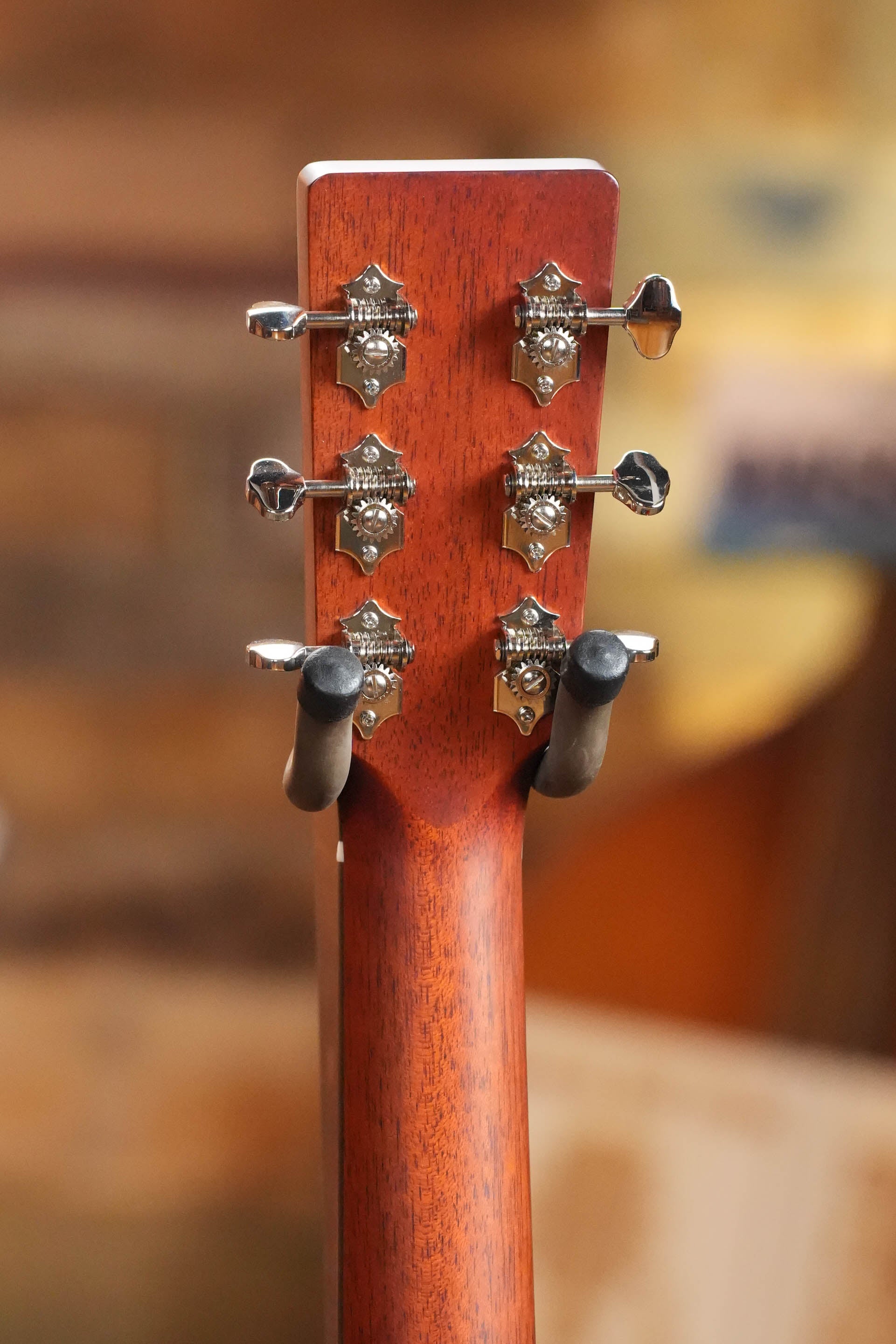Eastman E2D-DLX-SB Cedar/Sapele Sunburst Dreadnought Guitar w/Fishman Pickup #5889