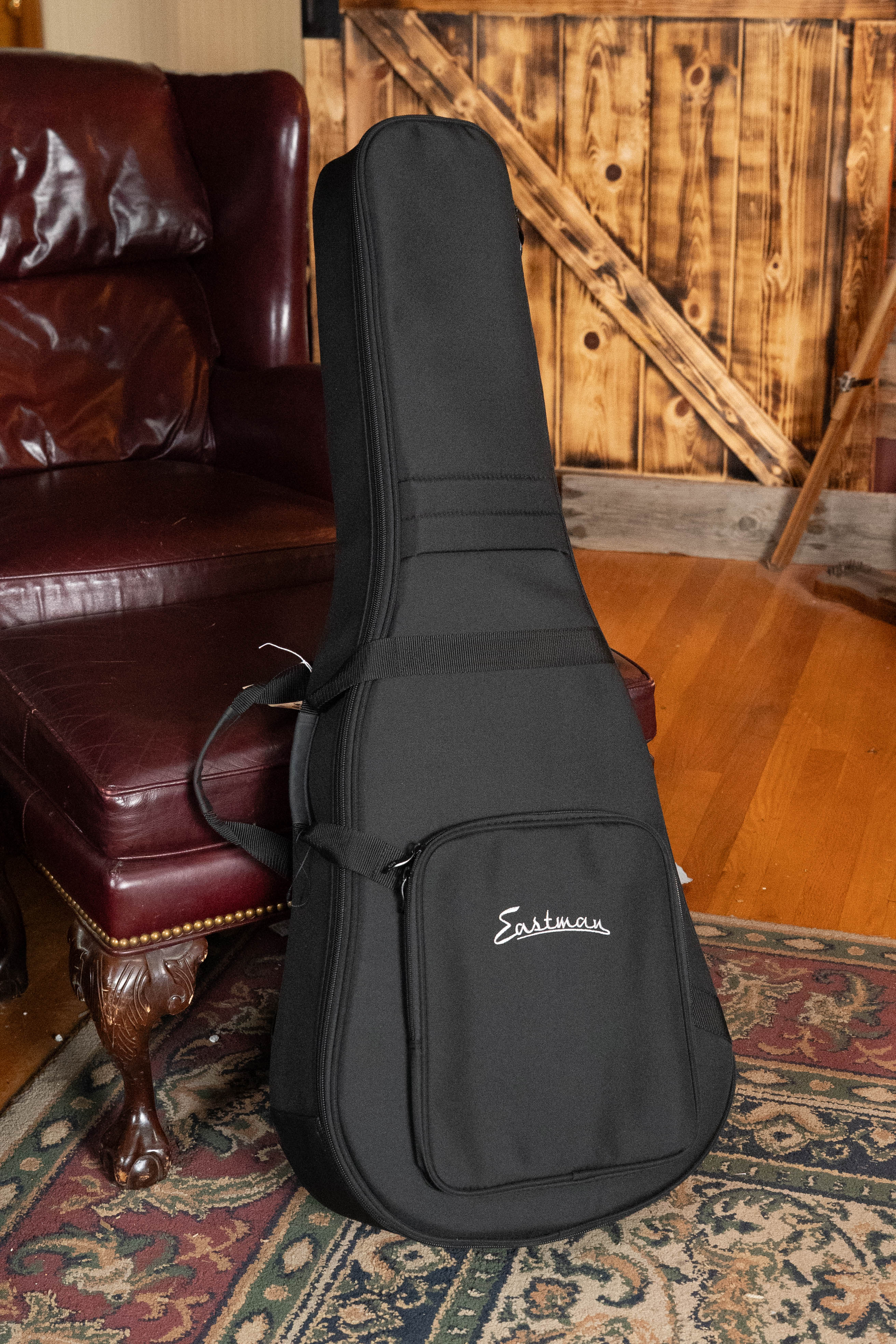 Eastman E2D Cedar/Sapele Dreadnought Acoustic Guitar #6418