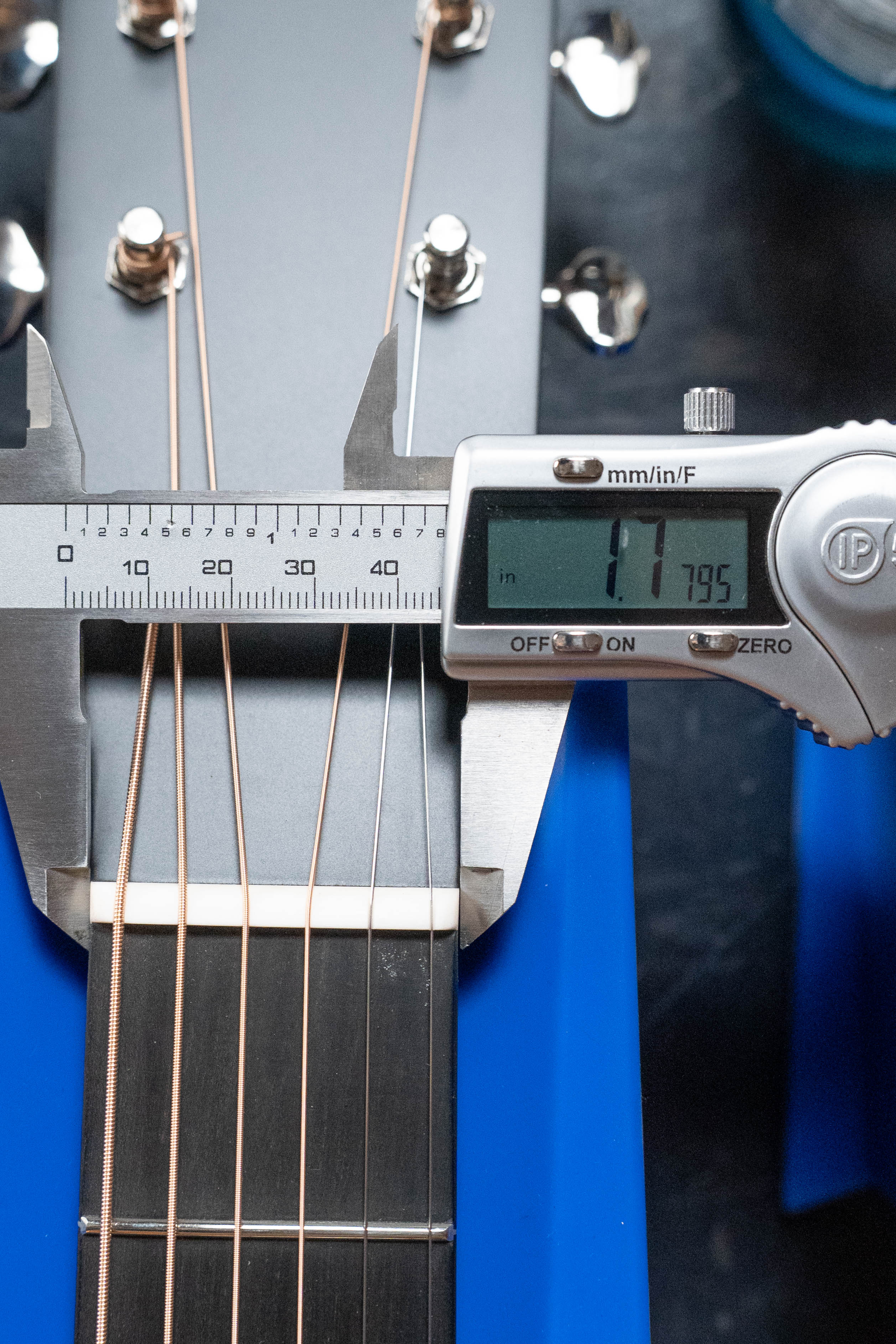 Eastman E2D Cedar/Sapele Dreadnought Acoustic Guitar #6427