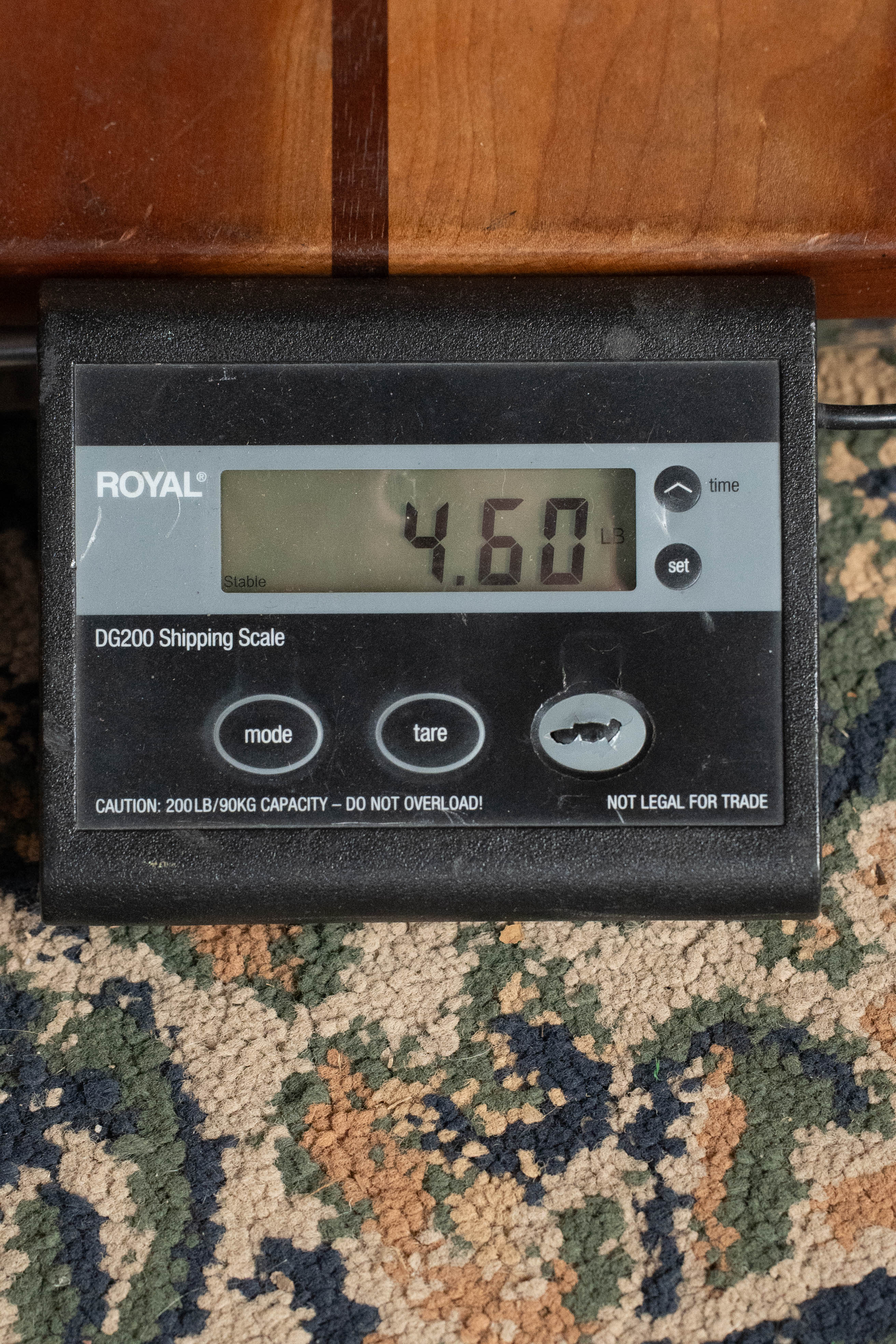 Eastman E2OM-DLX-SB Cedar/Sapele Sunburst Guitar w/Fishman Pickup #4929