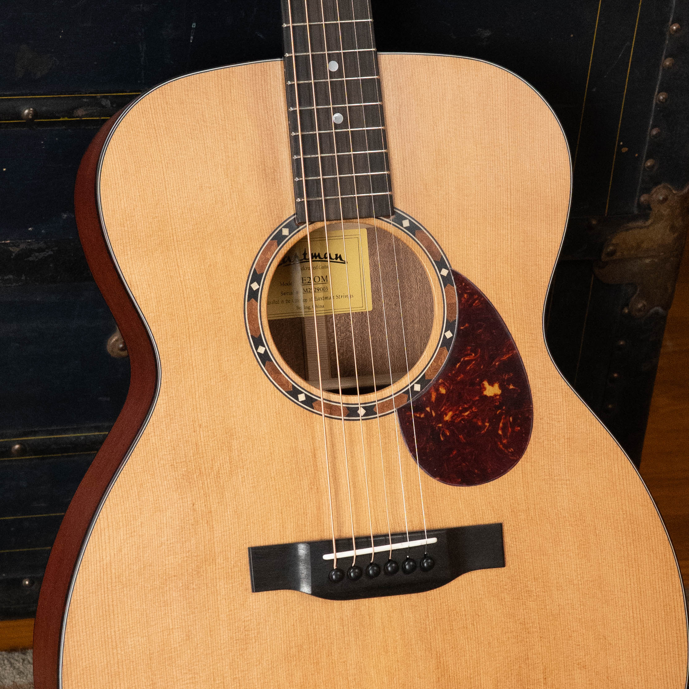 Eastman E2OM Cedar/Sapele Orchestra Model Acoustic Guitar #9003