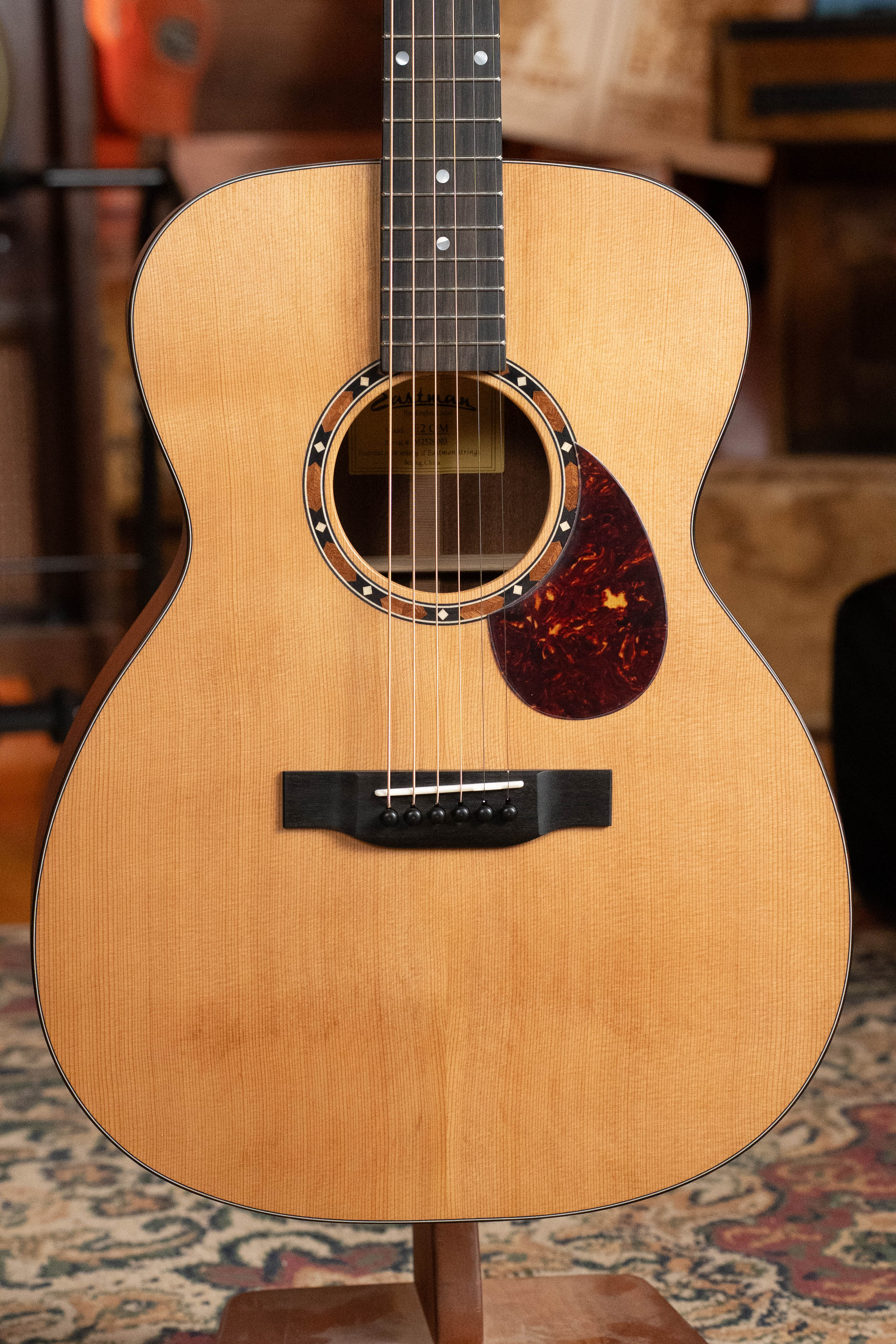 Eastman E2OM Cedar/Sapele Orchestra Model Acoustic Guitar #9003