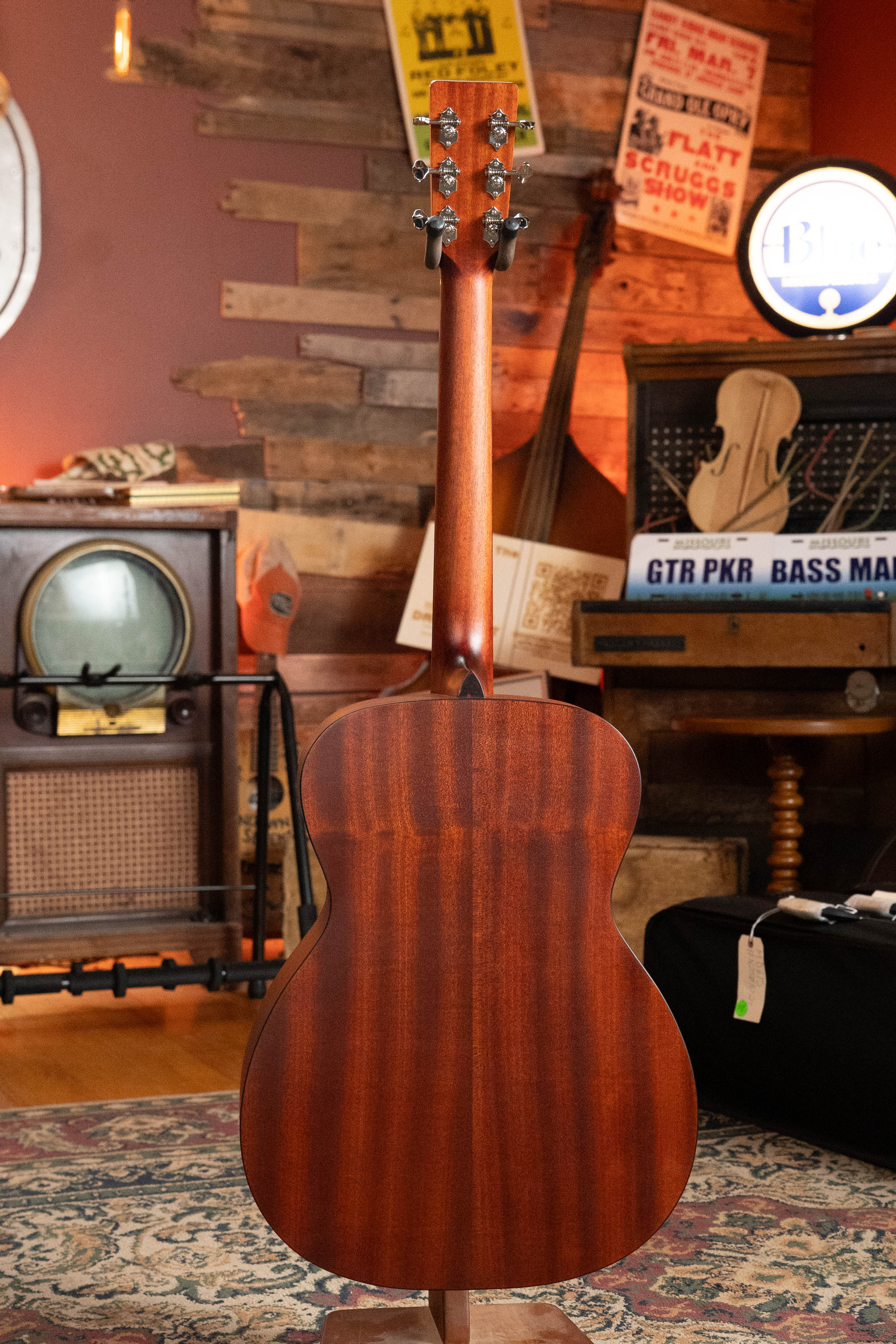 Eastman E2OM Cedar/Sapele Orchestra Model Acoustic Guitar #9003