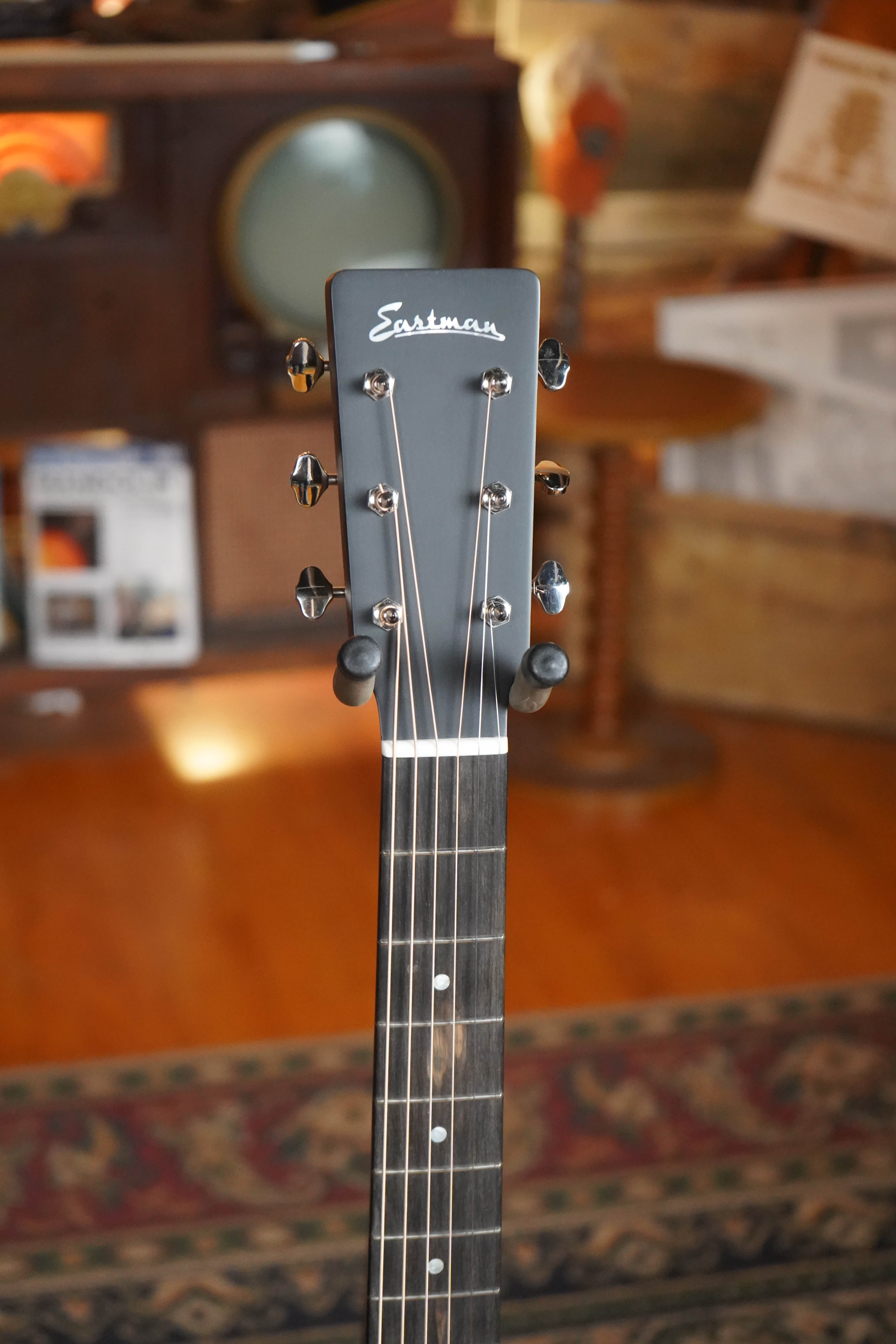 Eastman E3D-DLX Thermo-Cured Sitka/ Ovangkol Dreadnought Guitar w/Pickup #9188