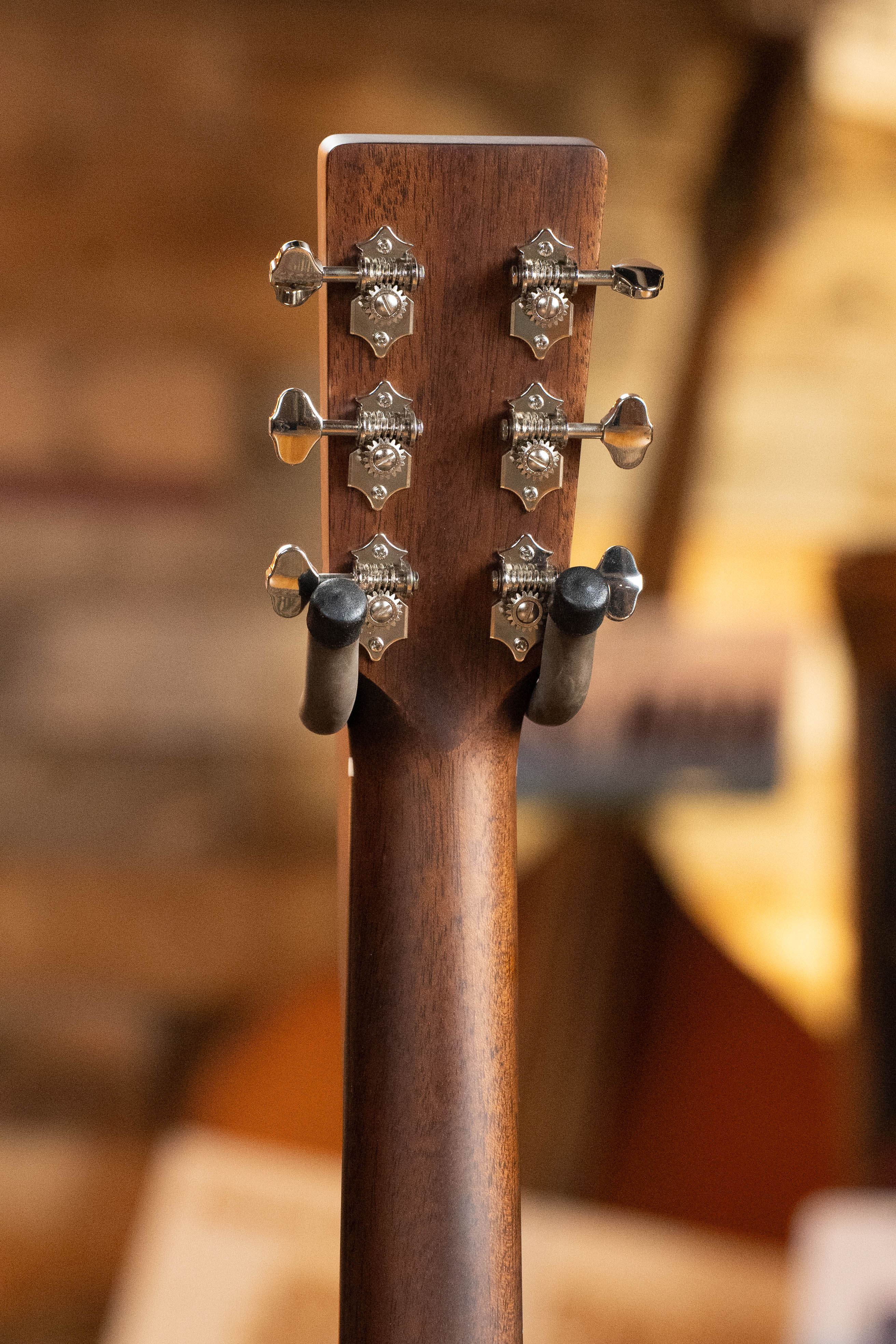 Eastman E3OM-DLX Sitka/Ovangkol Acoustic Guitar w/ Fishman Pickup #5604