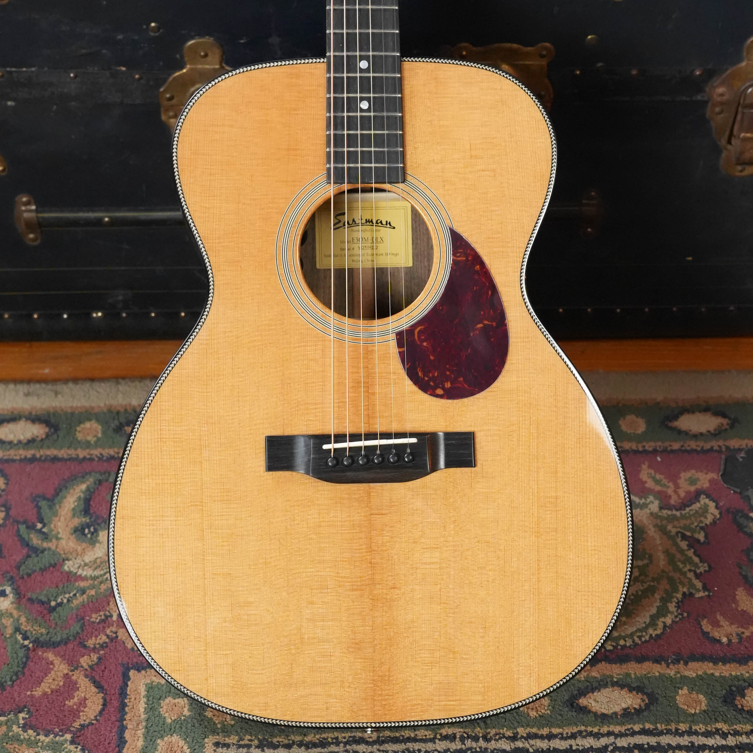Eastman E3OM-DLX Sitka/Ovangkol Acoustic Guitar w/ Fishman Pickup #9222