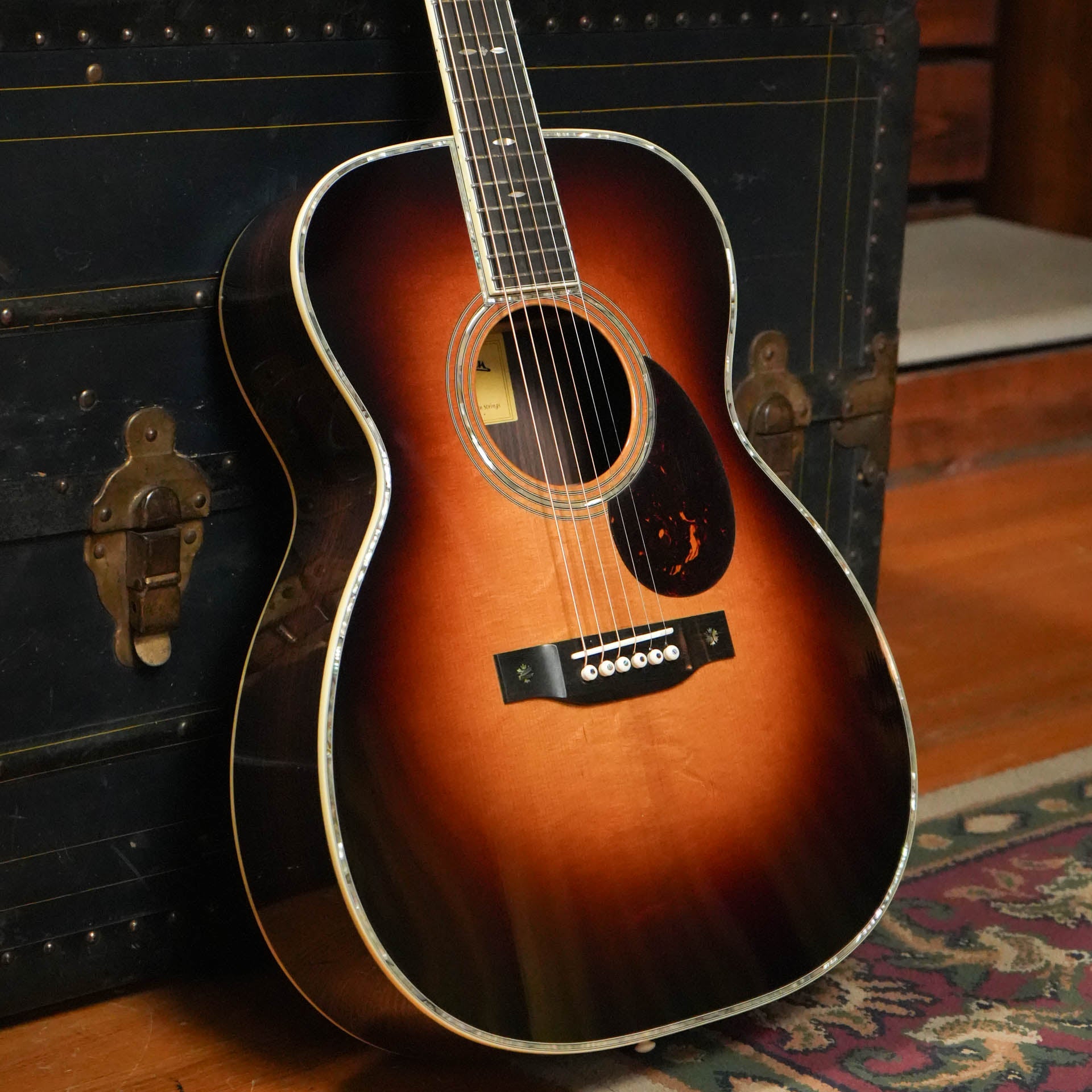 Eastman E40OM-TC-SB Orchestra Model Sunburst Acoustic Guitar #4401